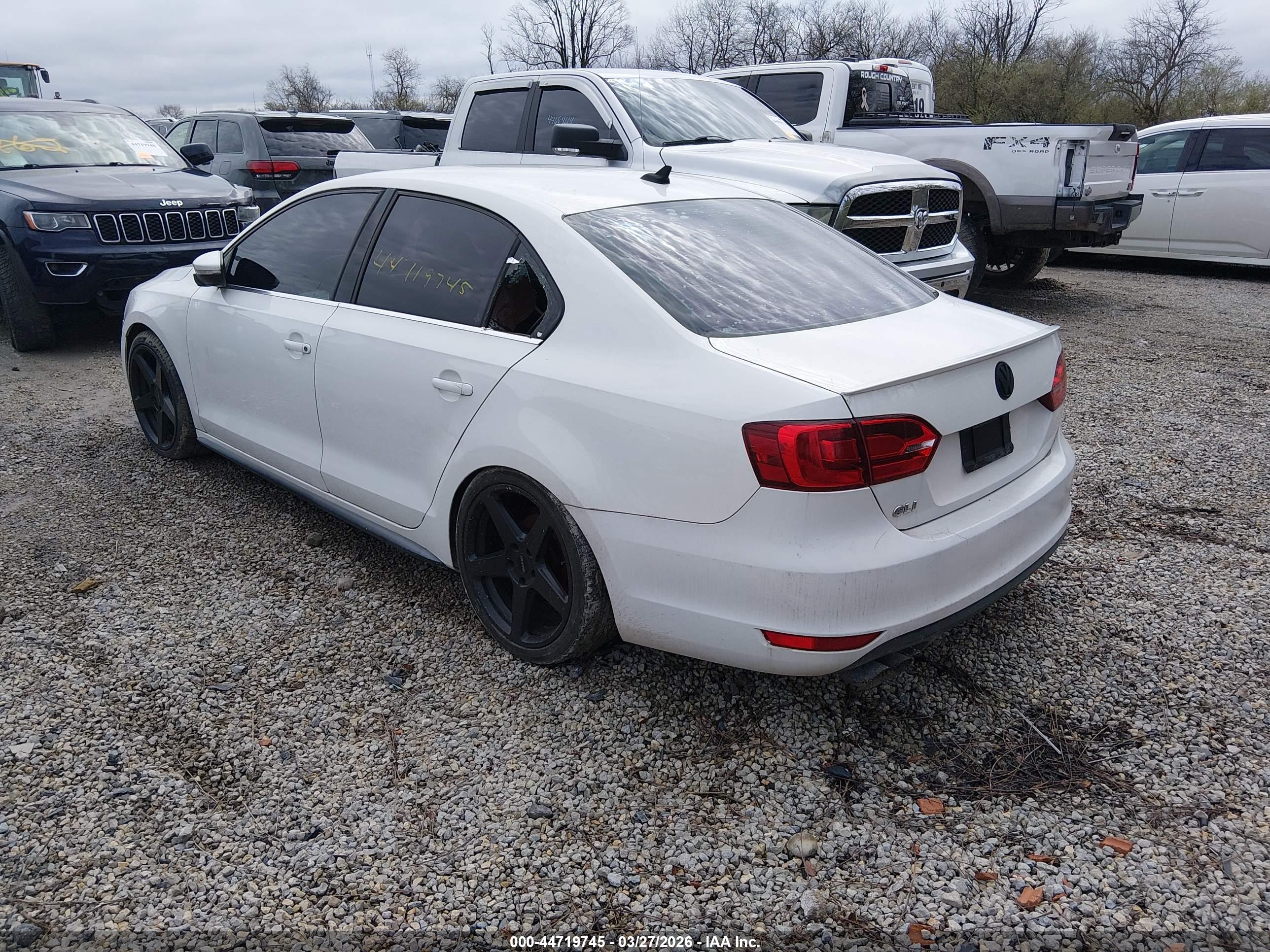 VOLKSWAGEN JETTA image 3