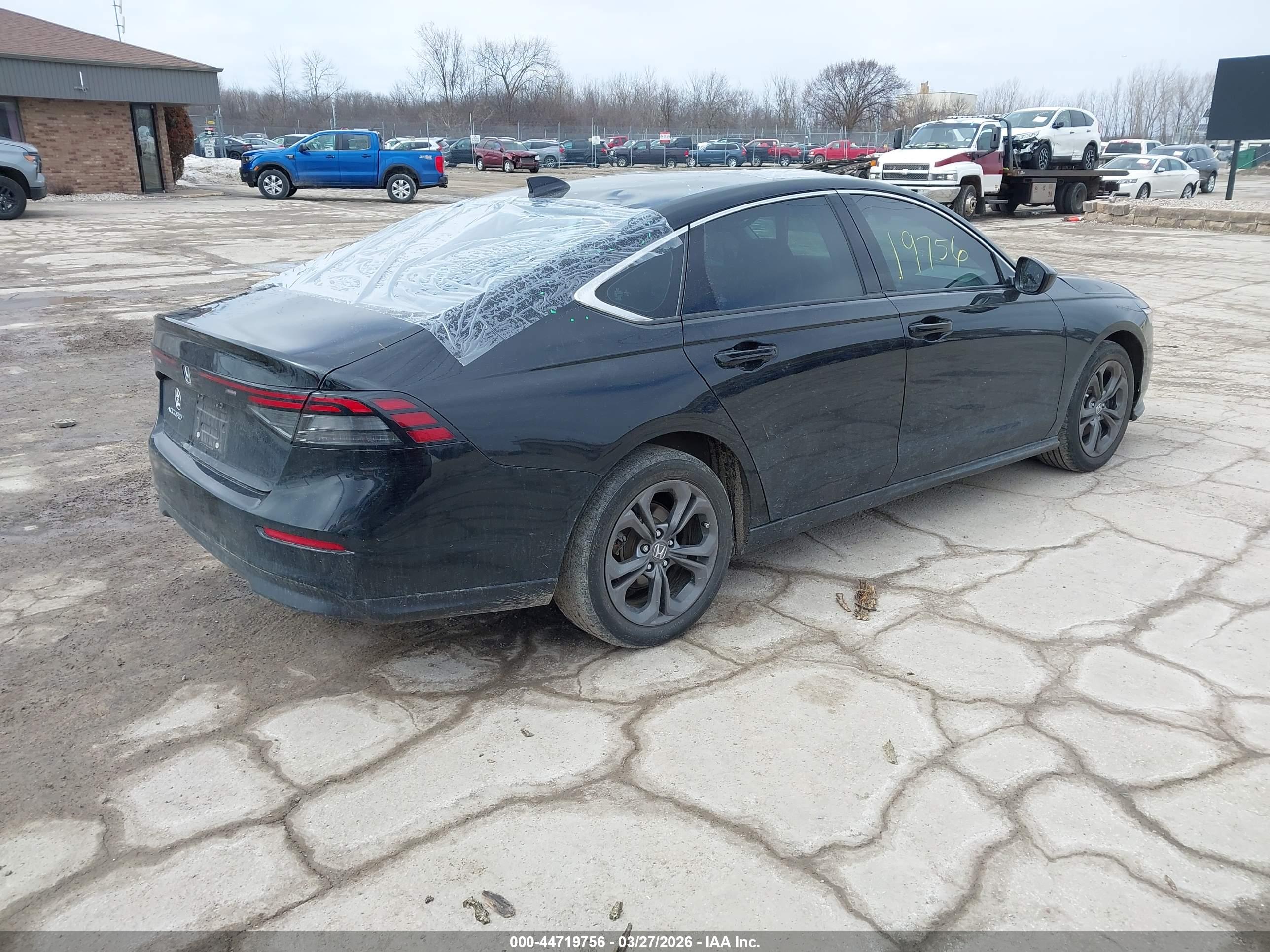 HONDA ACCORD image 4