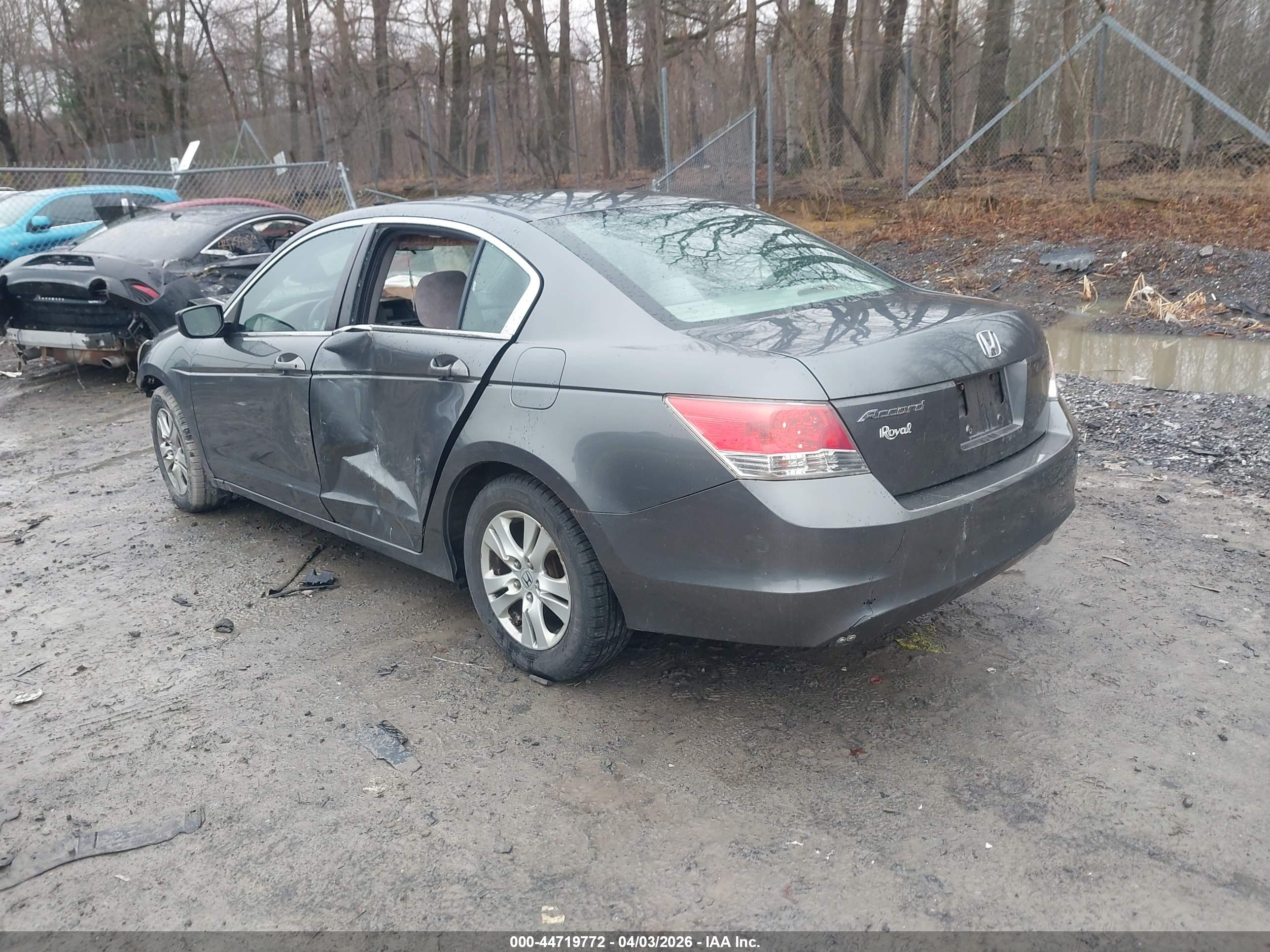 HONDA ACCORD image 3