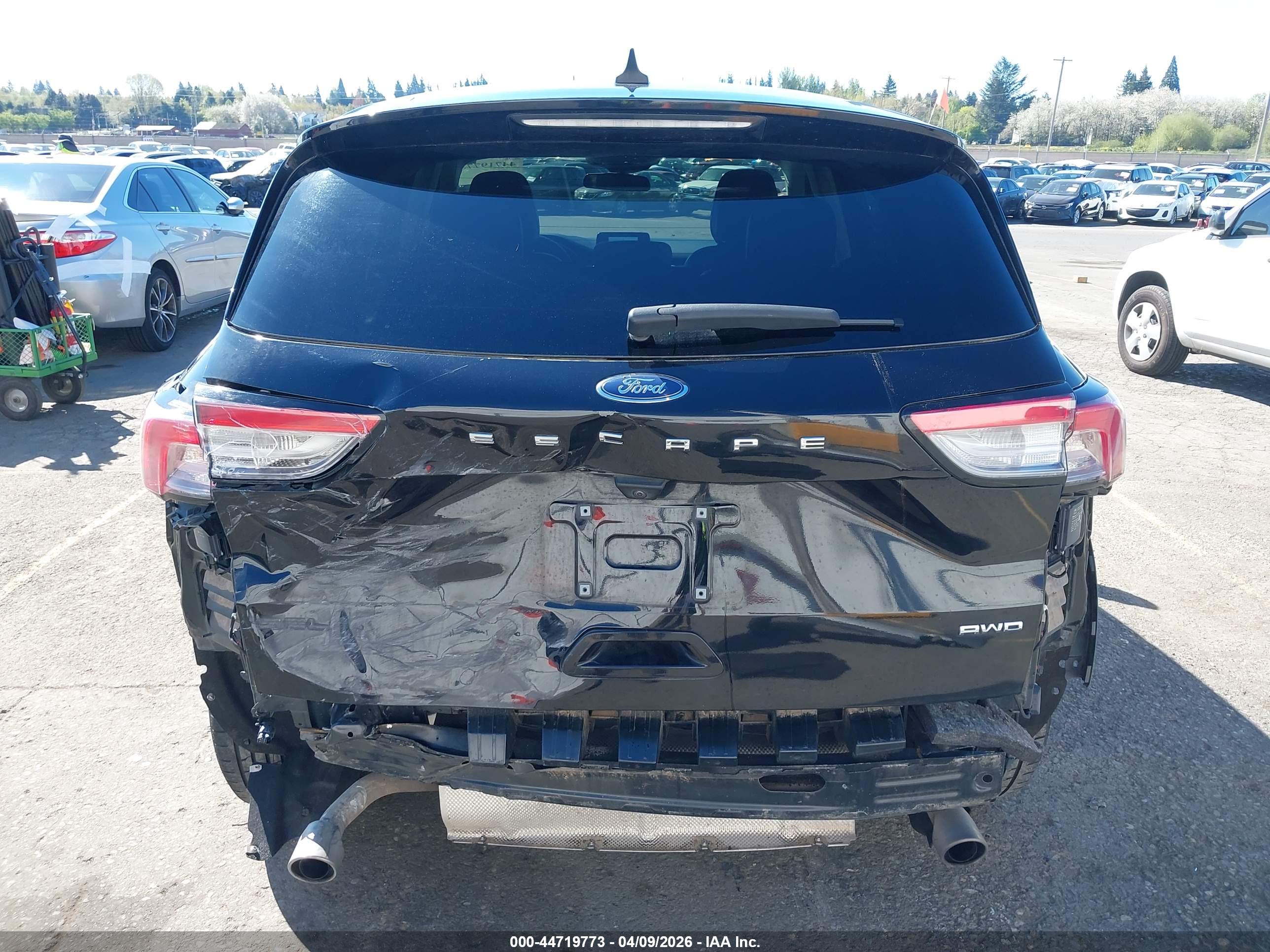 FORD ESCAPE image 6