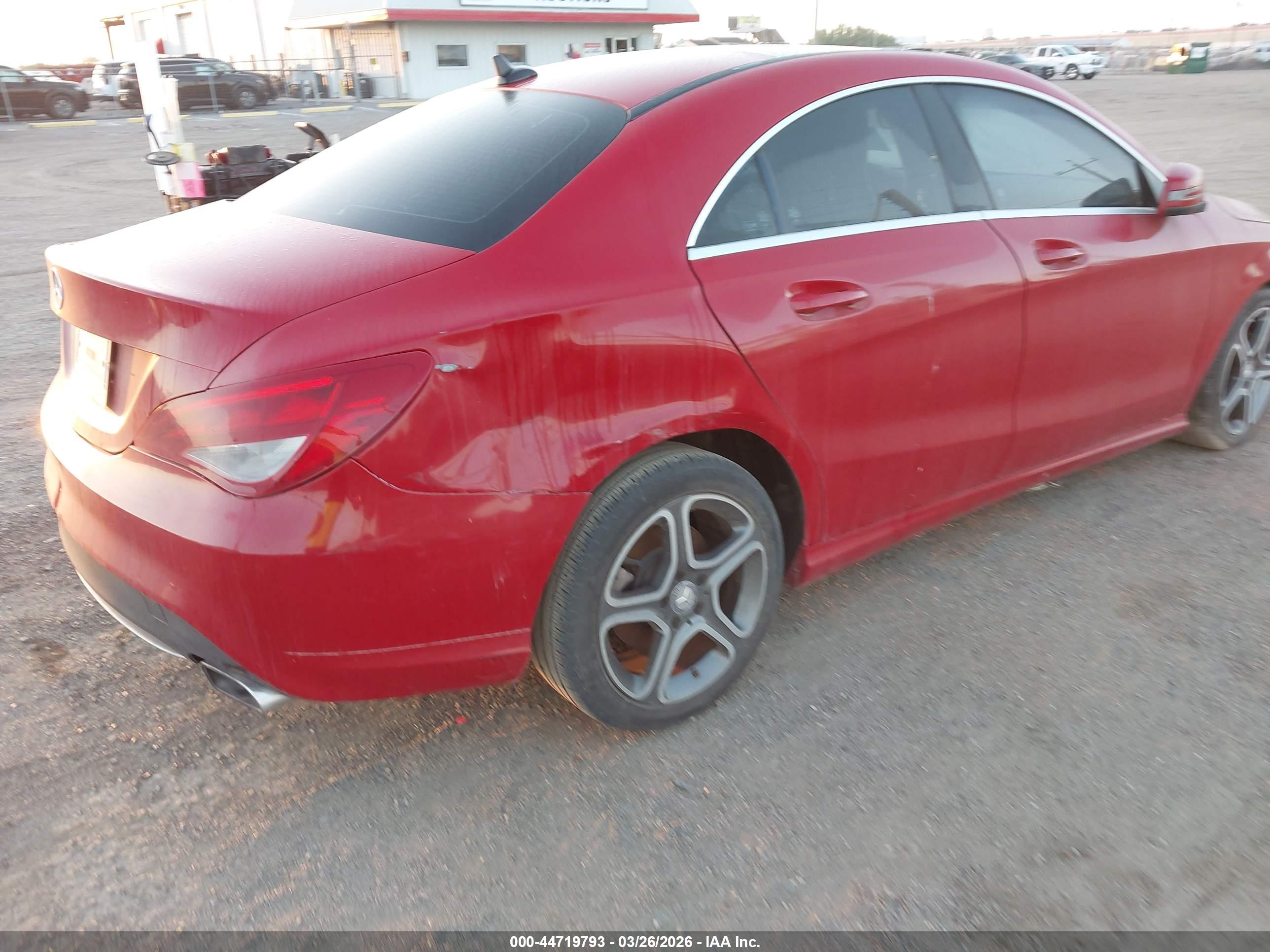 MERCEDES-BENZ CLA image 6