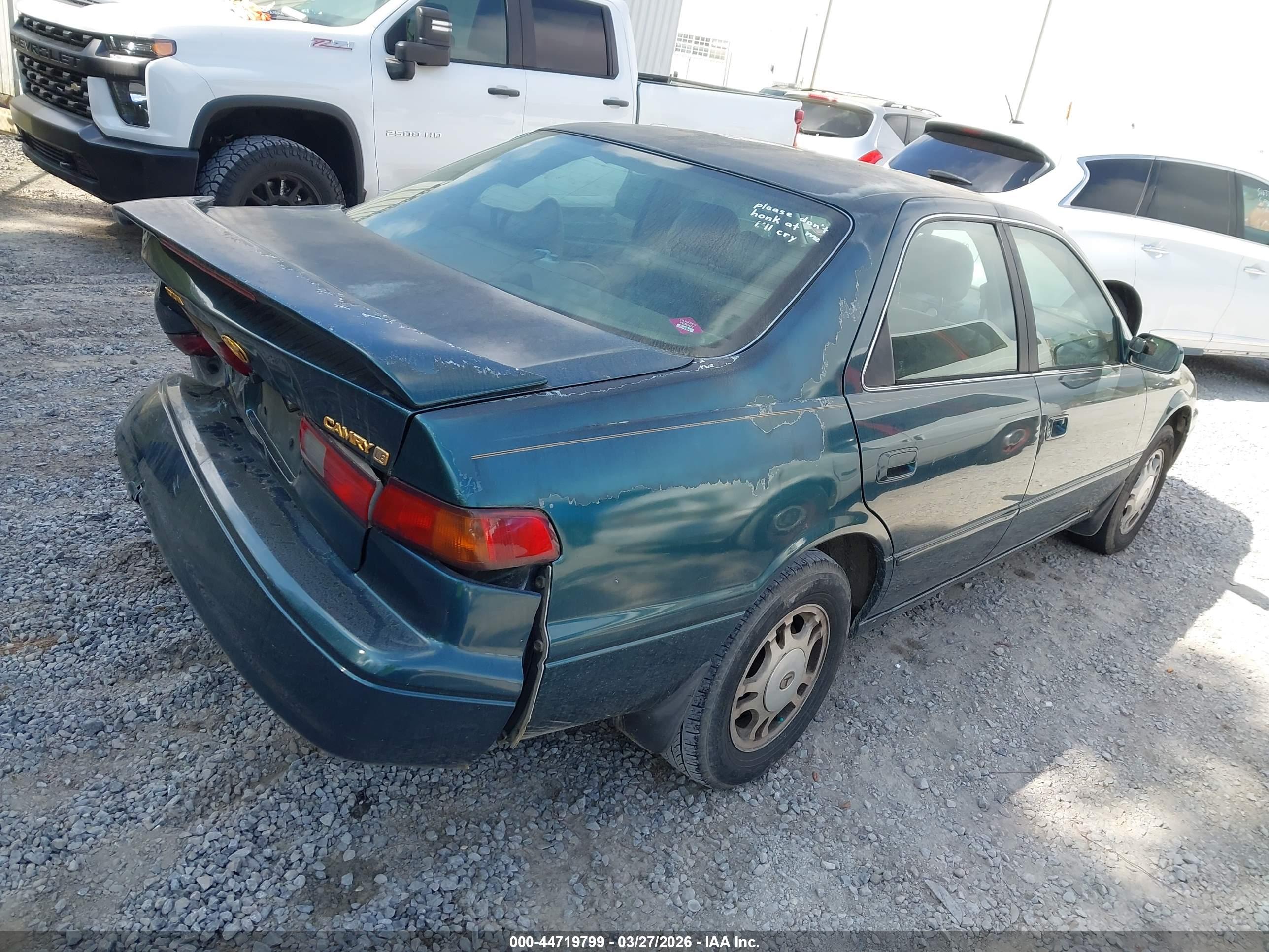 TOYOTA CAMRY image 4
