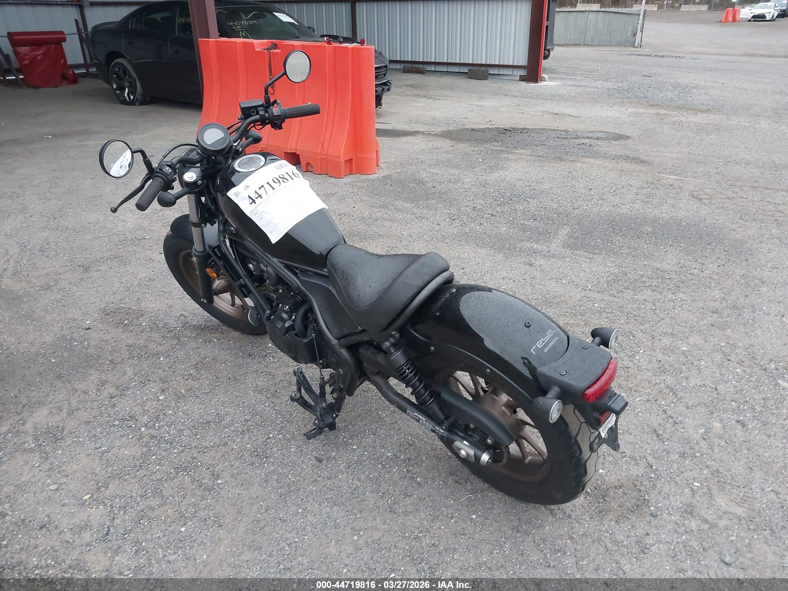 HONDA CMX500 image 3