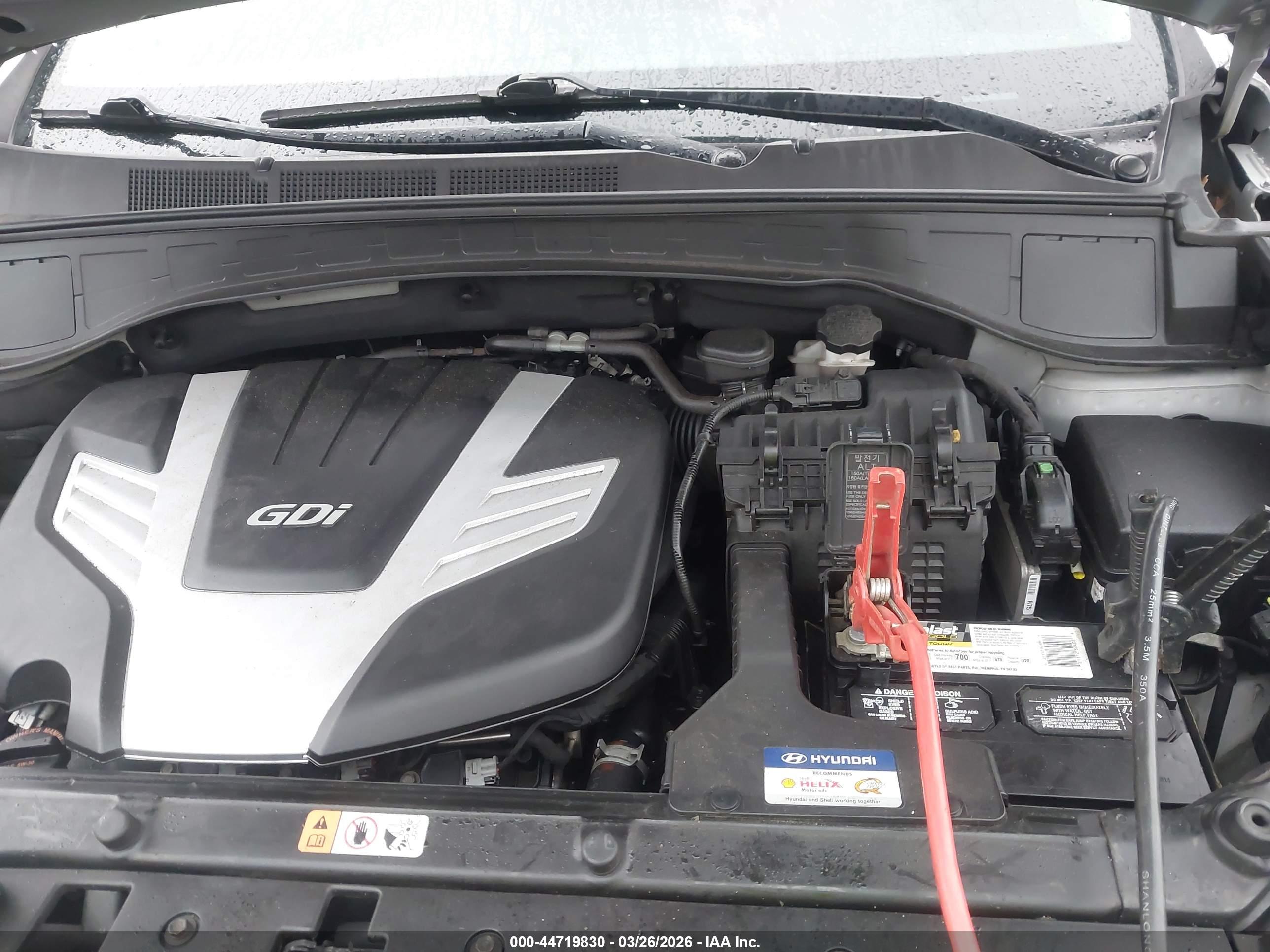 HYUNDAI SANTA image 10
