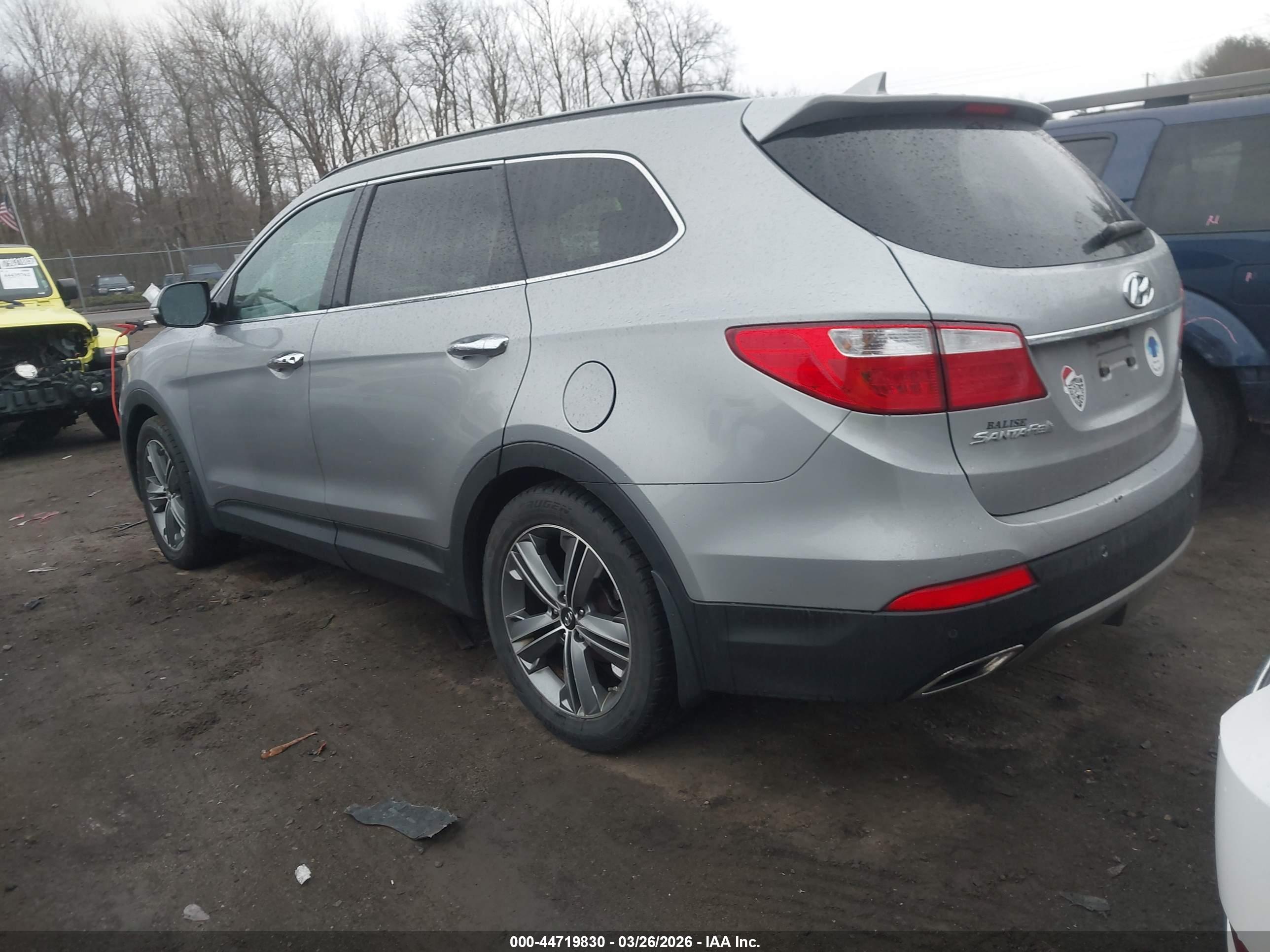HYUNDAI SANTA image 3