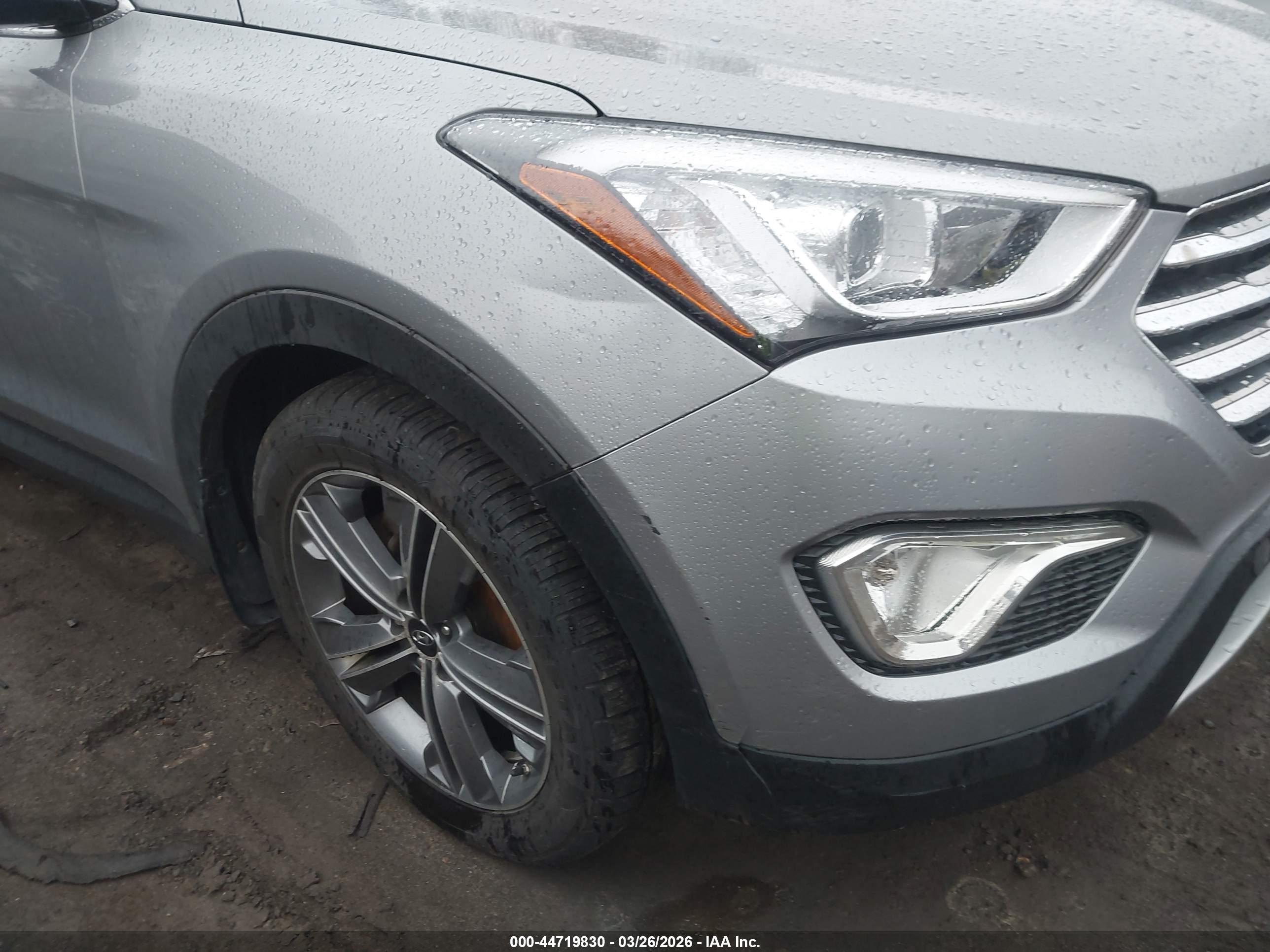 HYUNDAI SANTA image 6