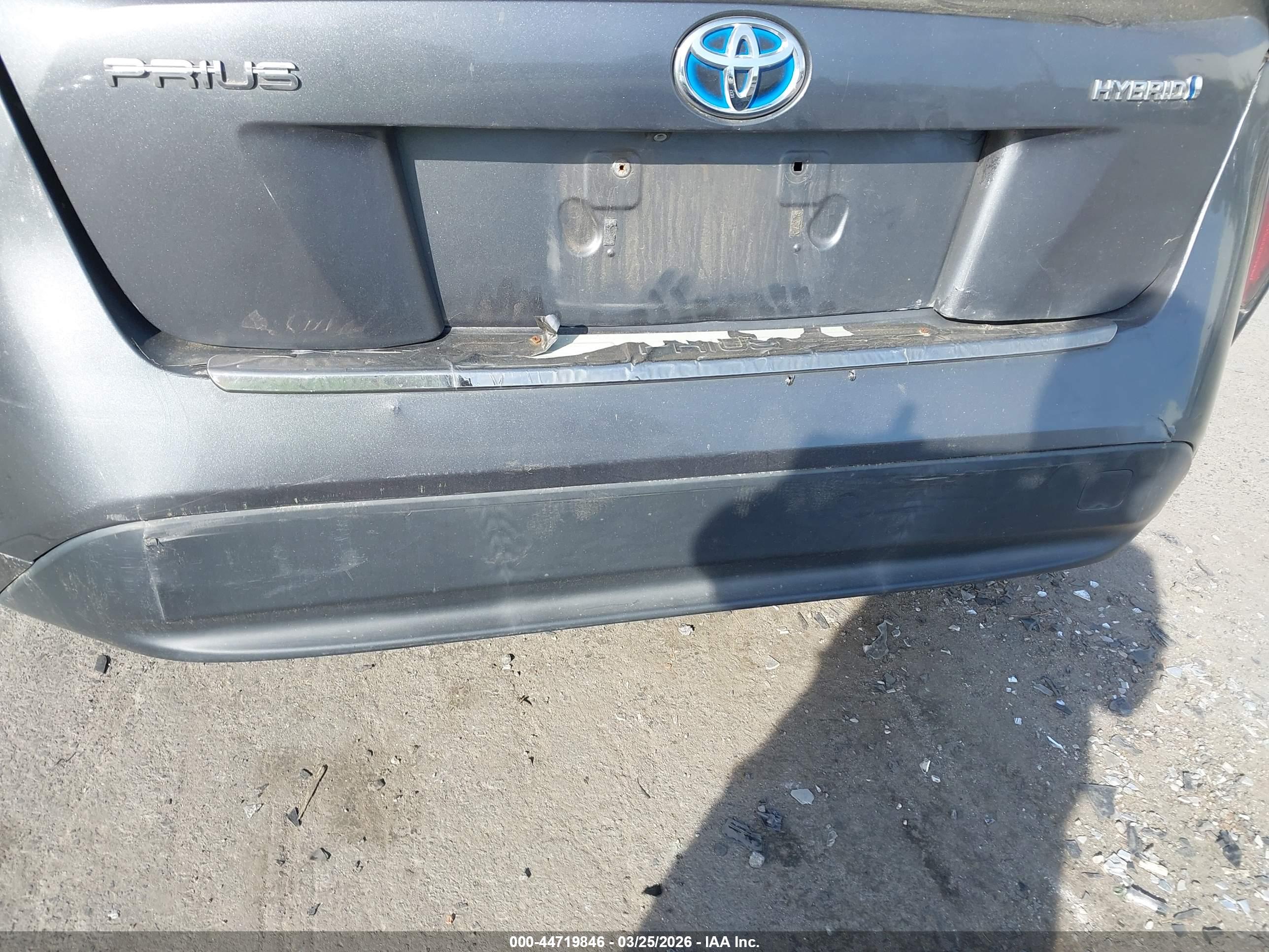 TOYOTA PRIUS image 6