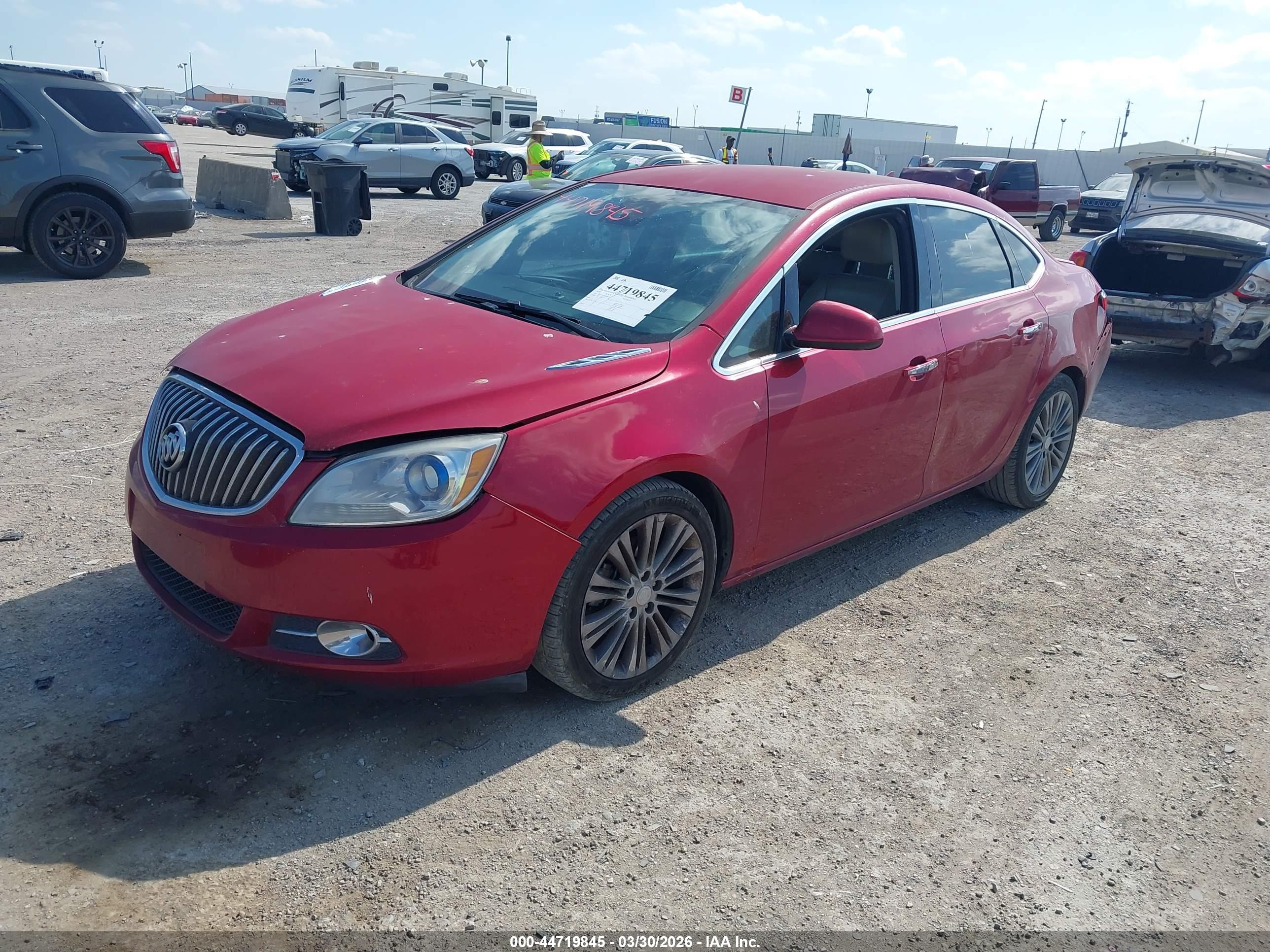 BUICK VERANO image 2