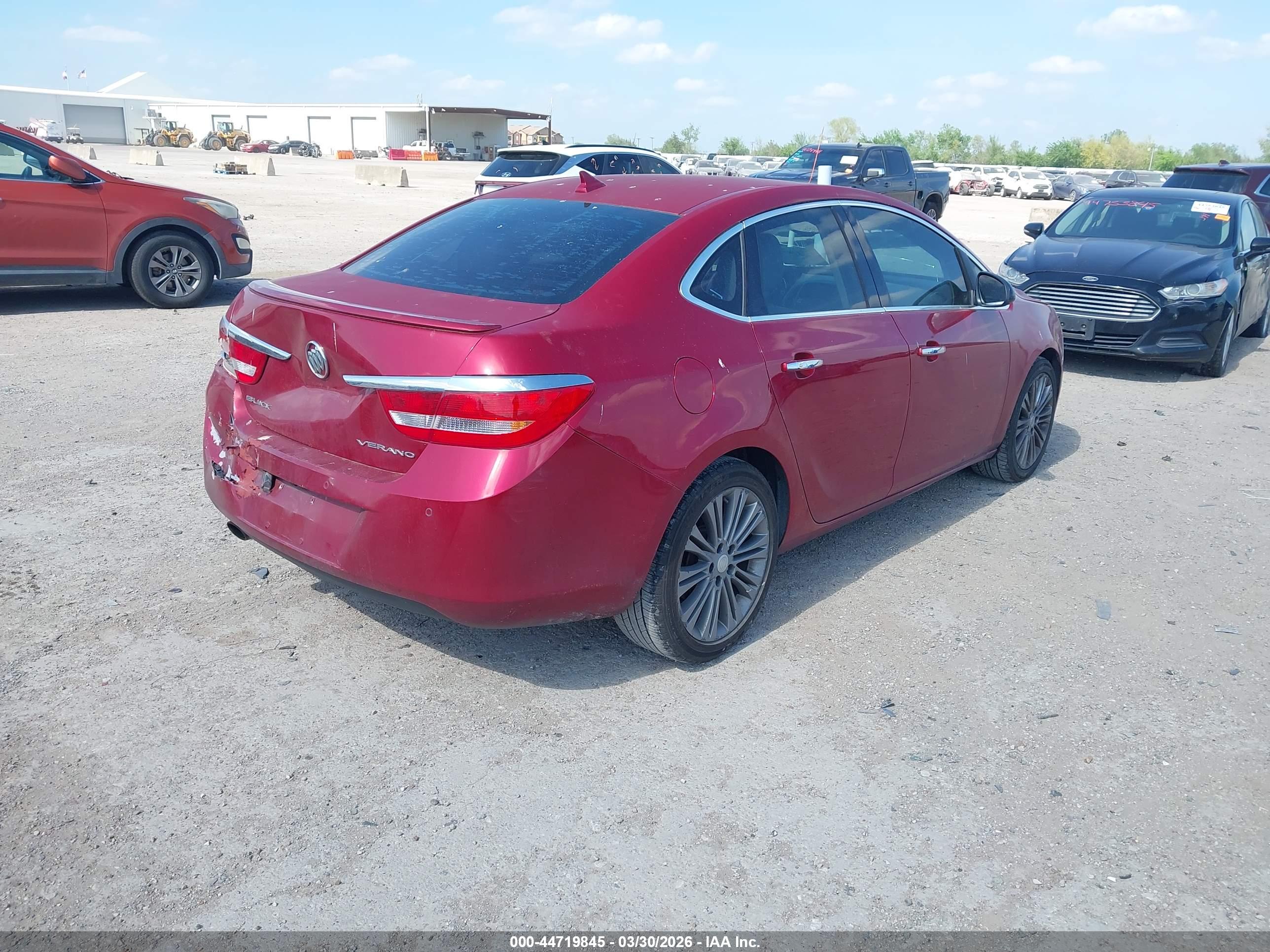 BUICK VERANO image 4