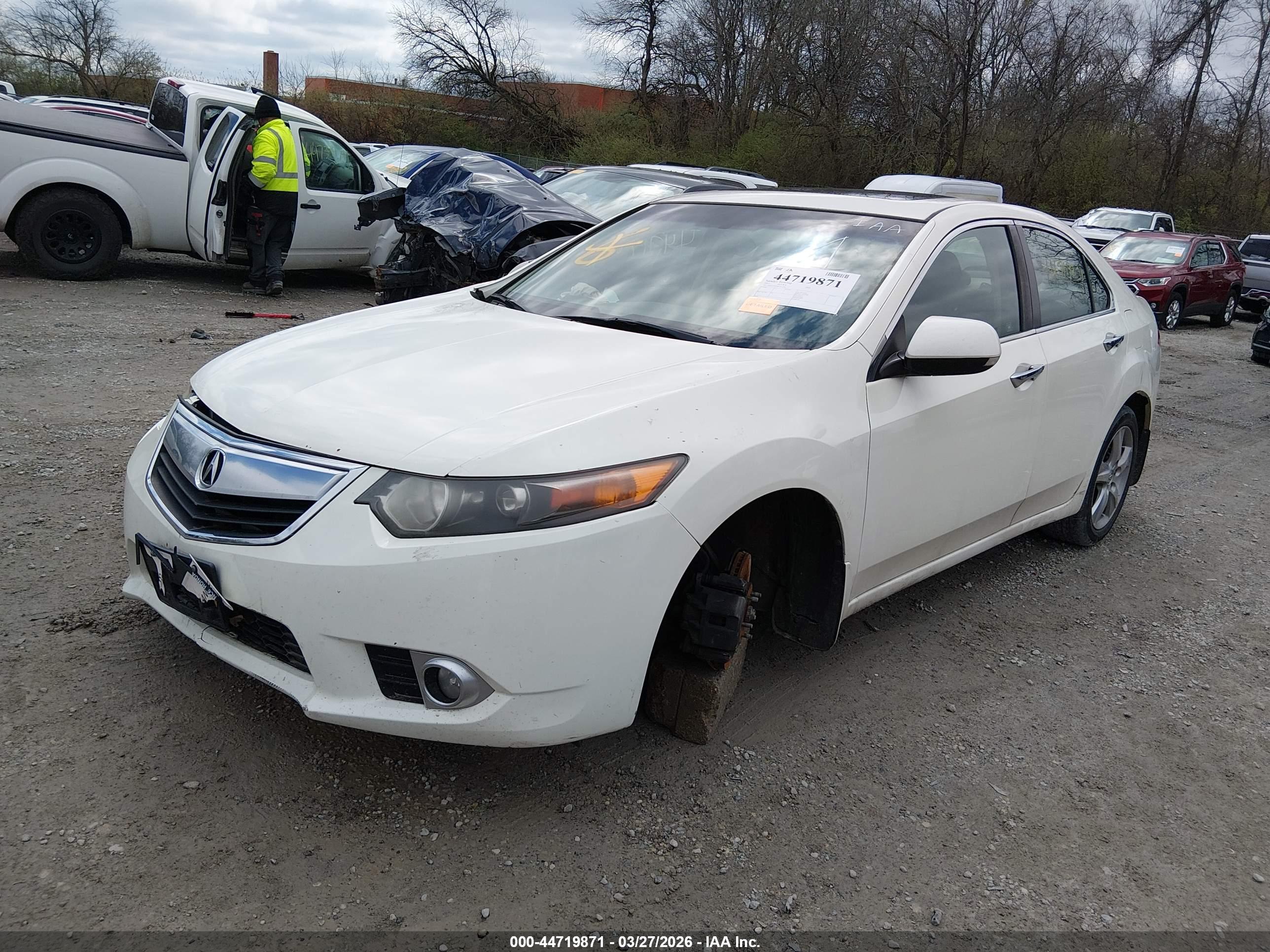 ACURA TSX image 2