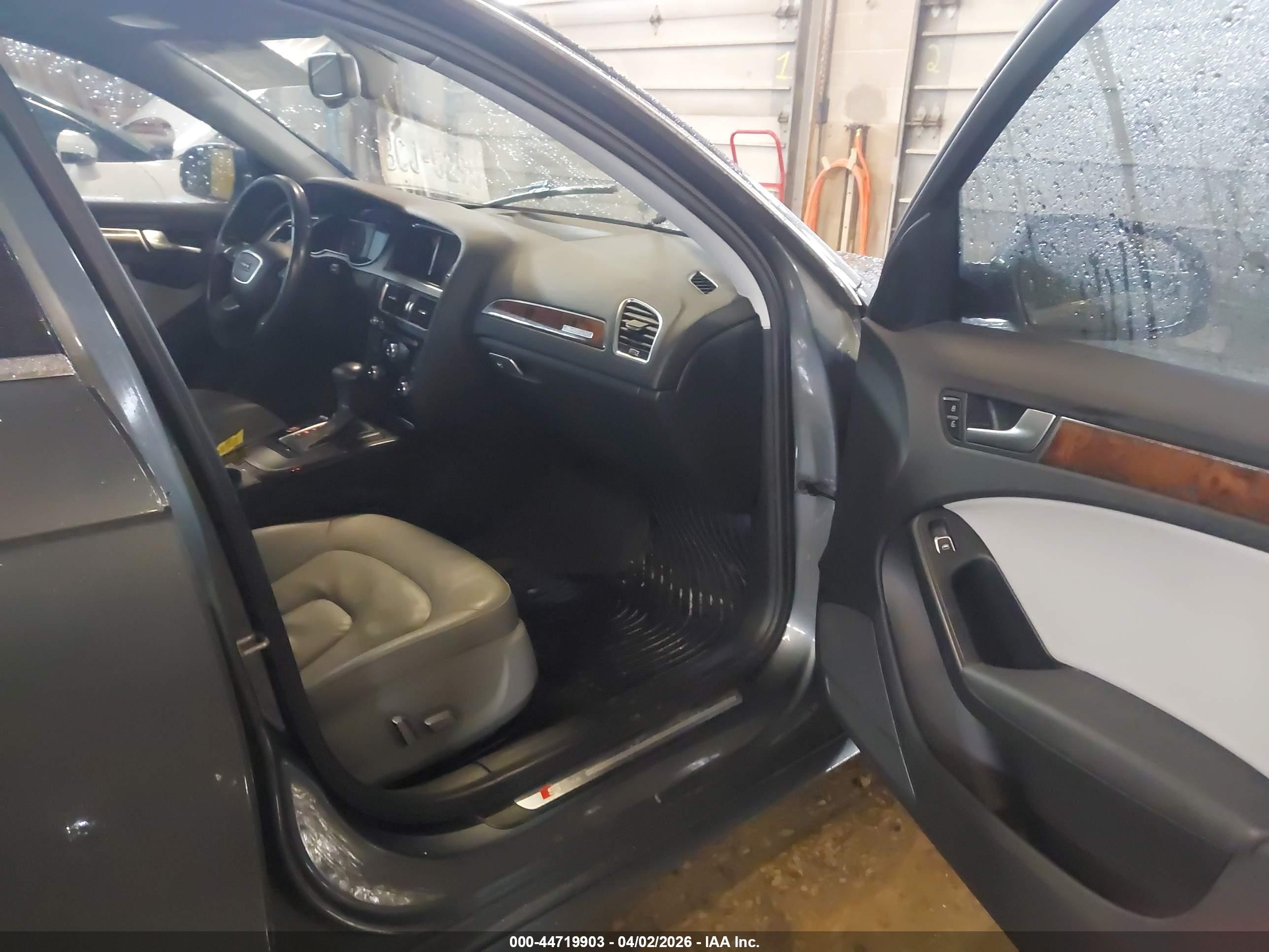 AUDI A4 image 5