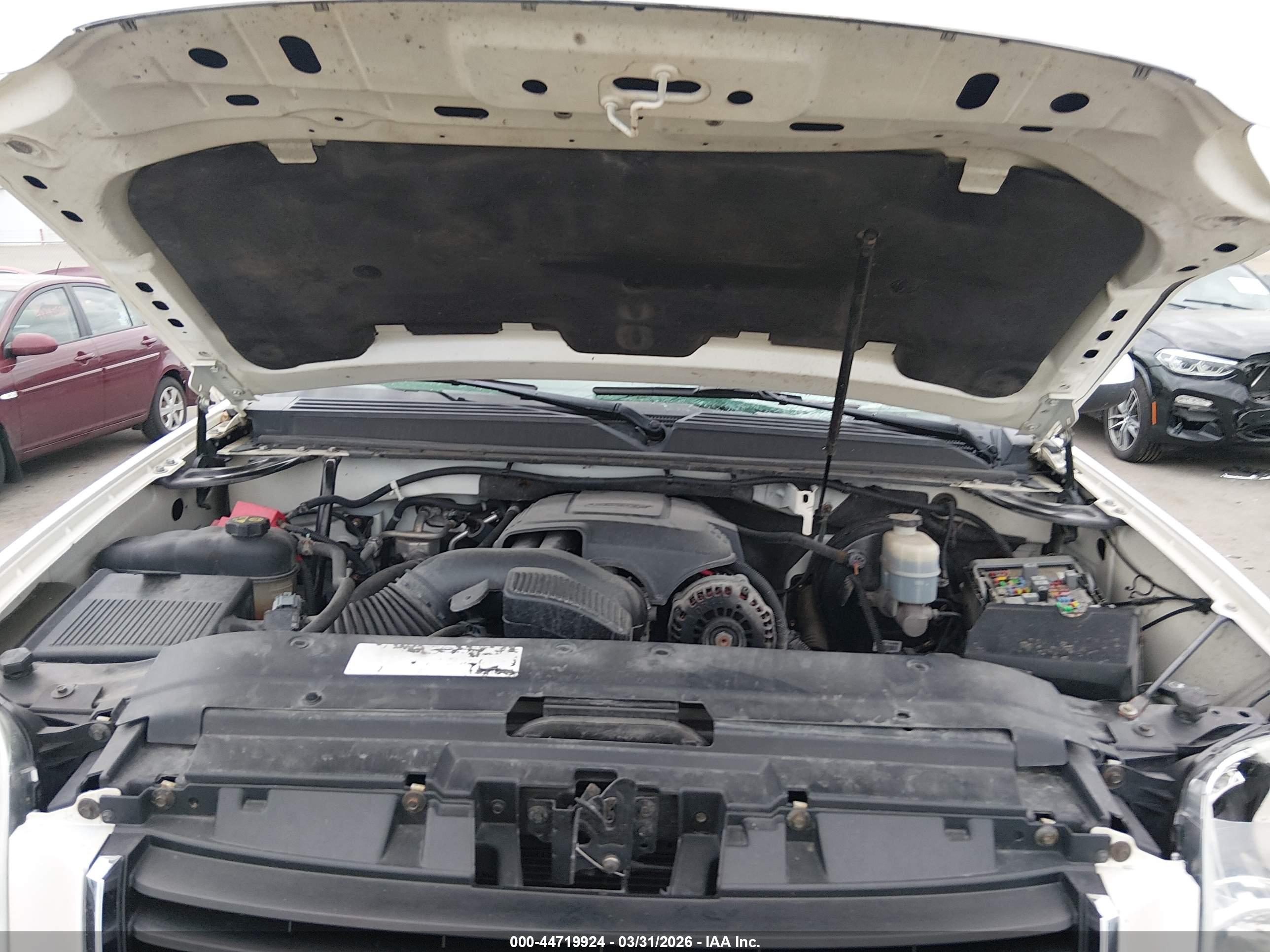 GMC YUKON image 10