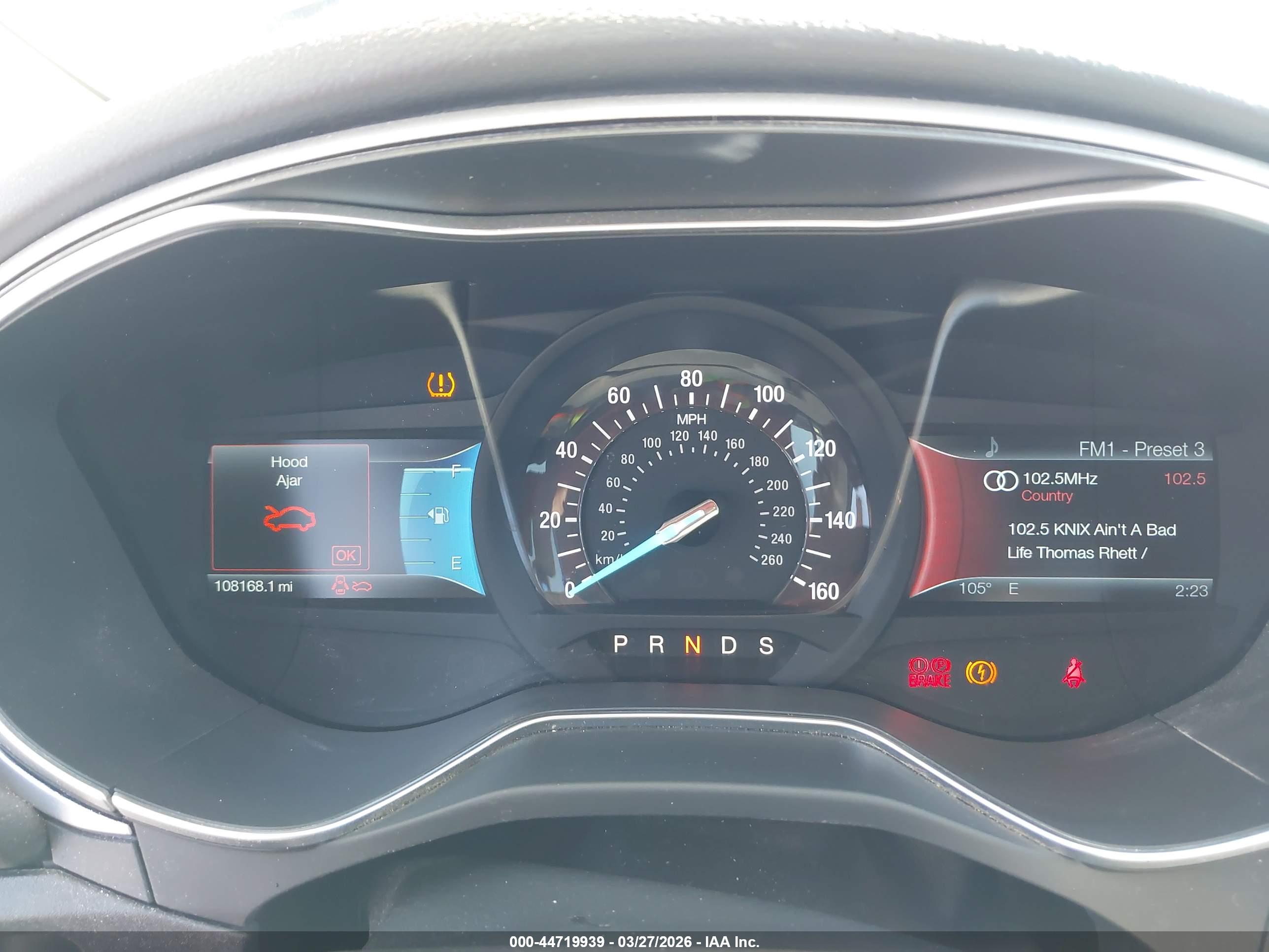 FORD FUSION image 7