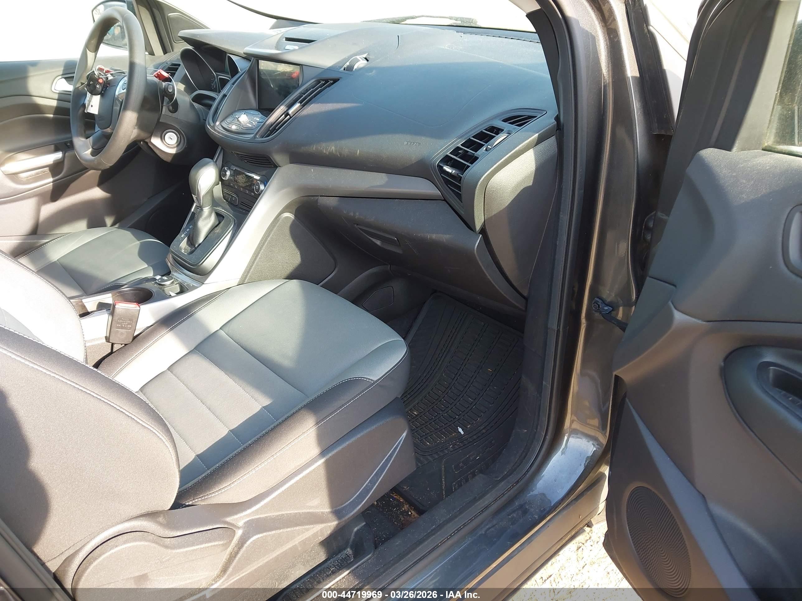FORD ESCAPE image 5