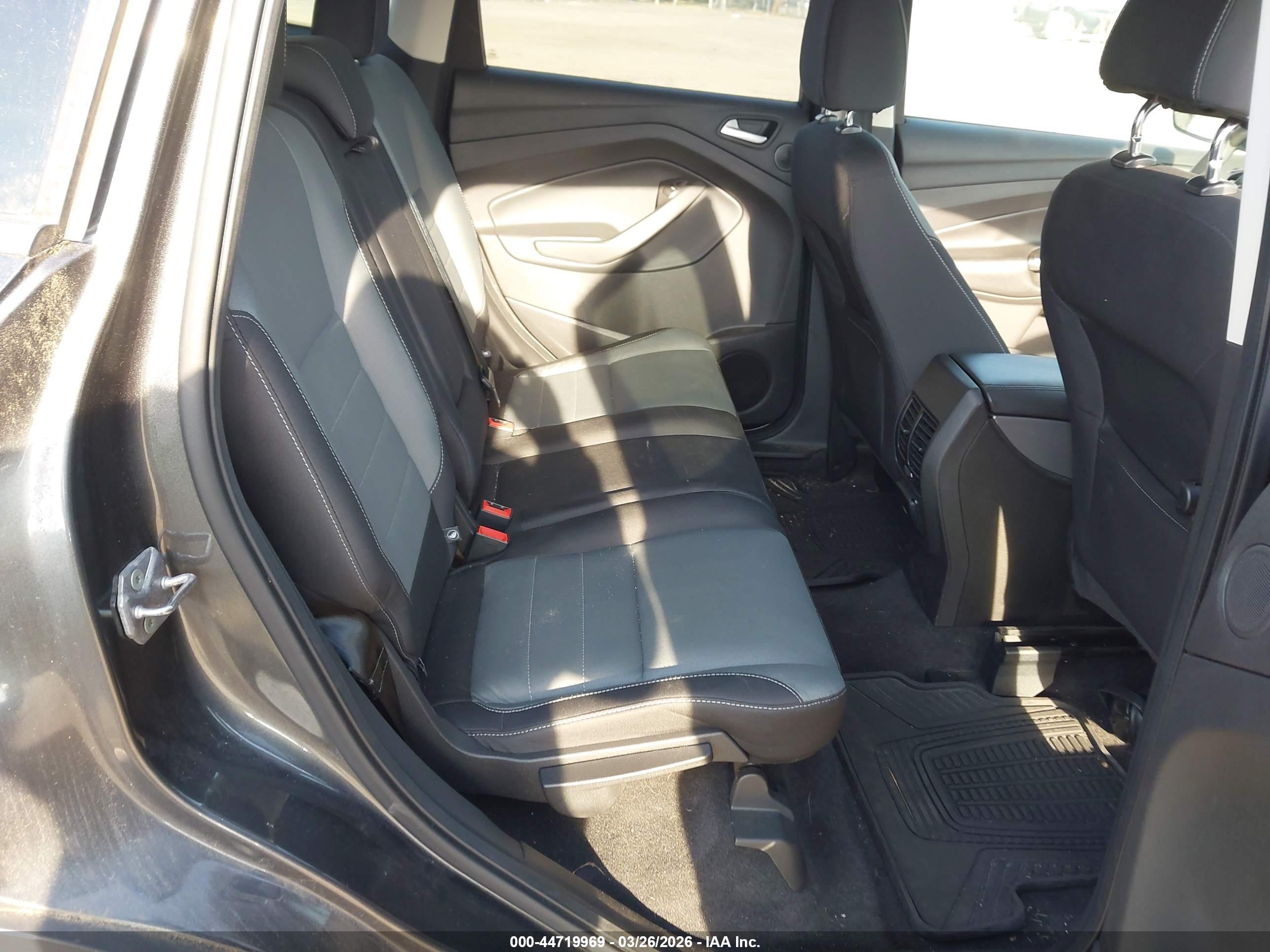 FORD ESCAPE image 8