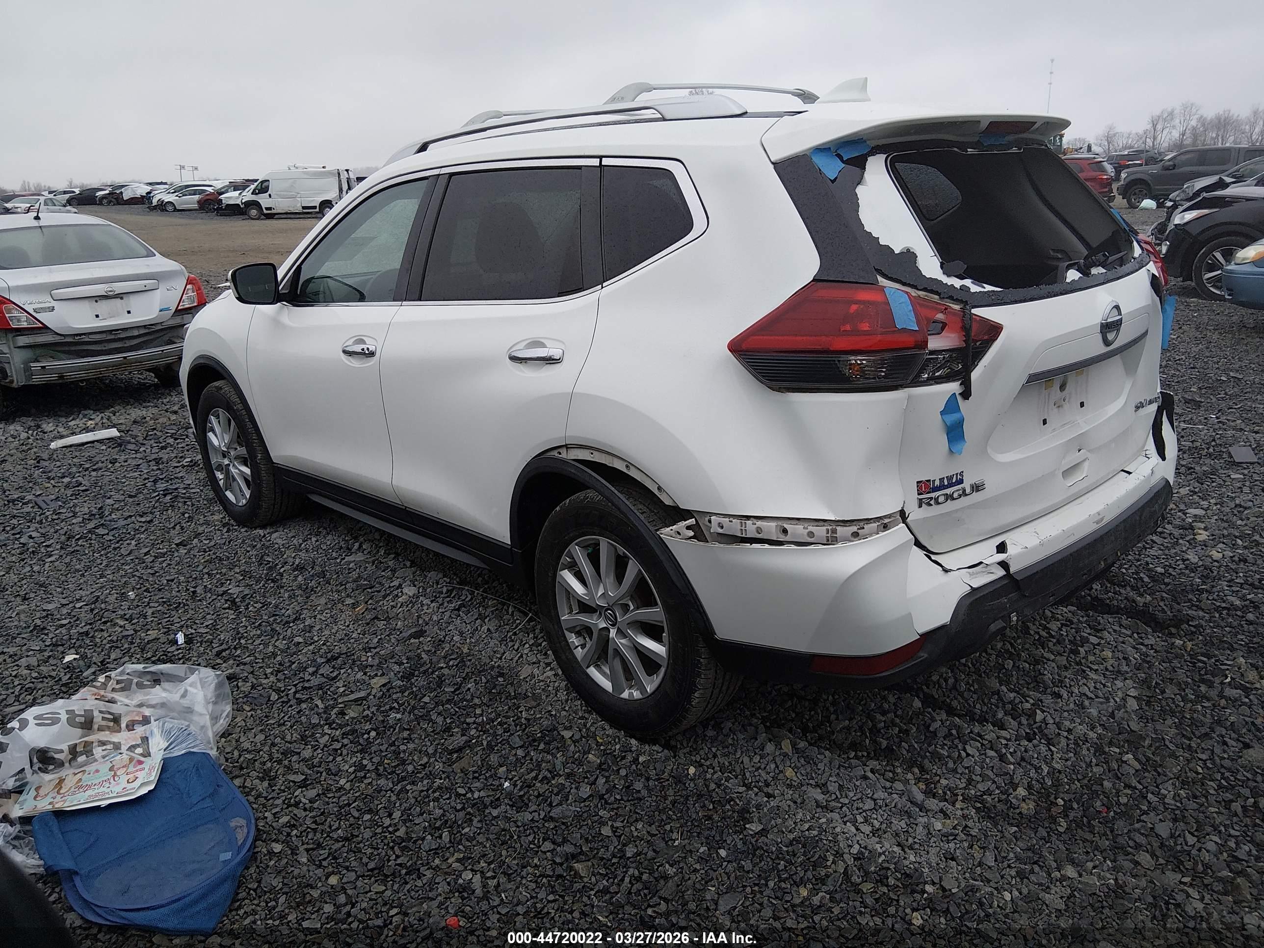 NISSAN ROGUE image 3
