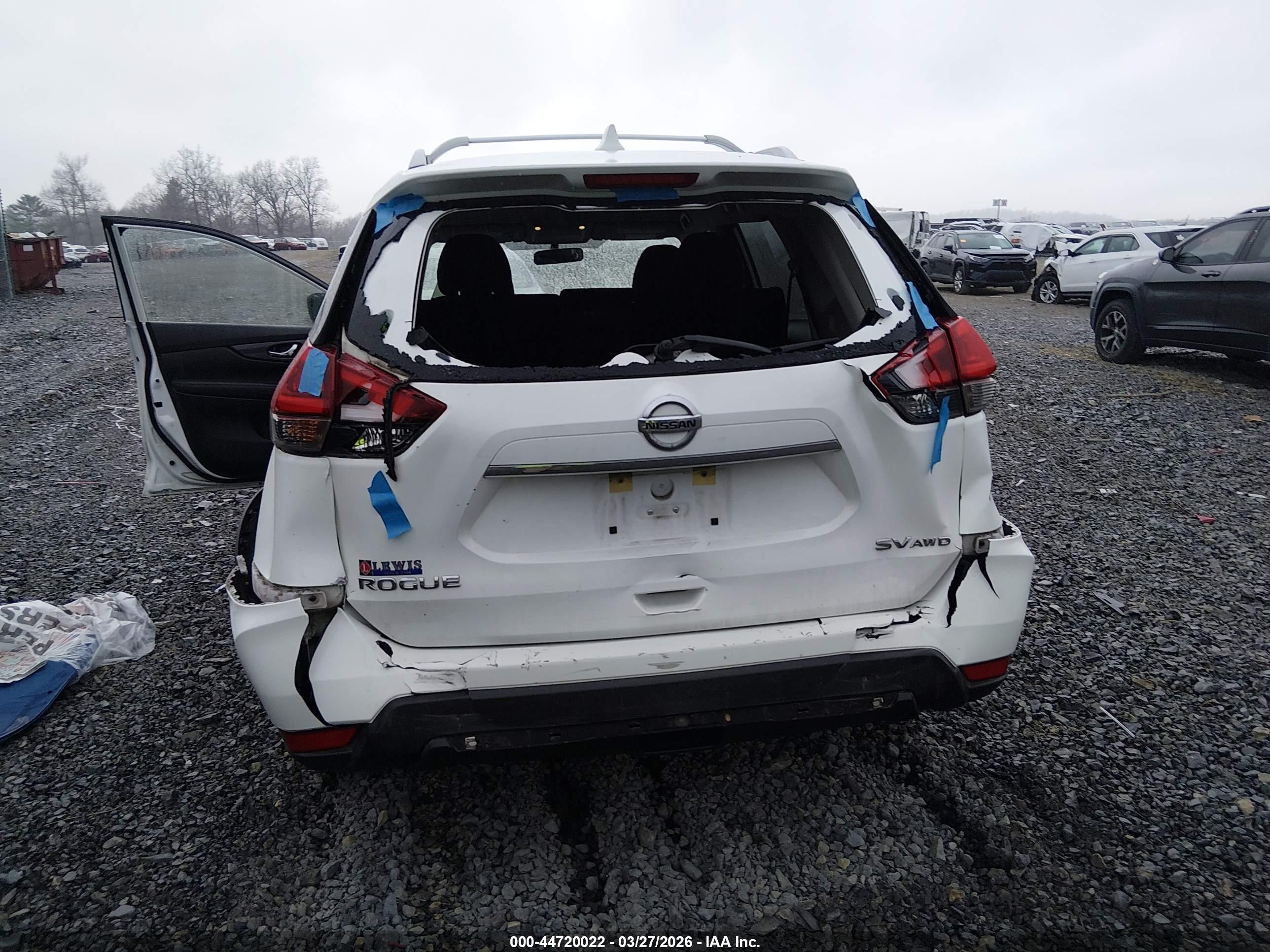 NISSAN ROGUE image 6