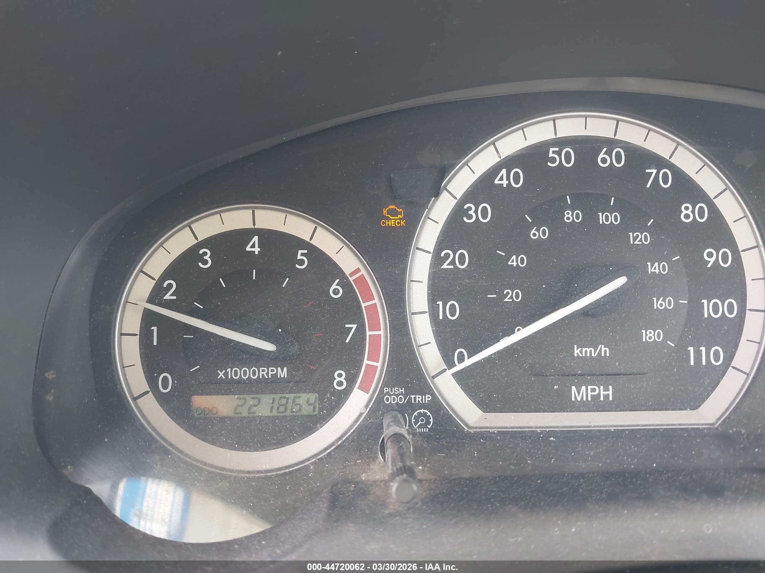 TOYOTA SIENNA image 7