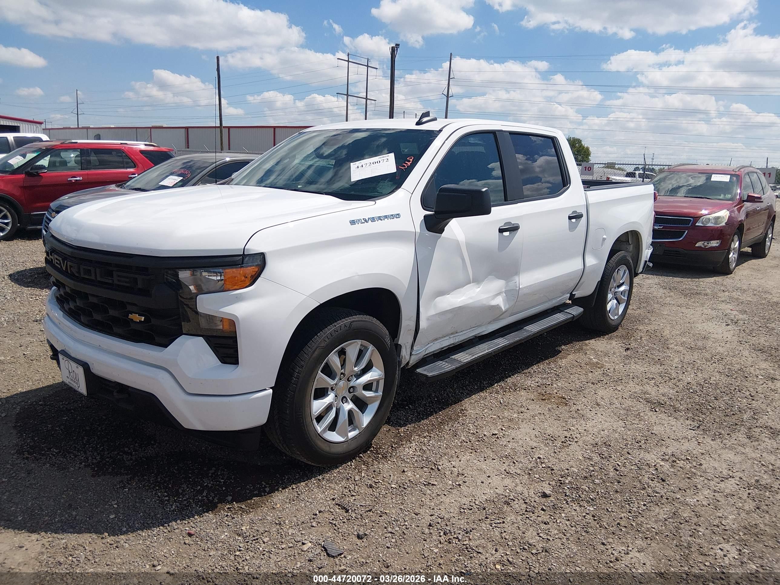 CHEVROLET SILVERADO image 2