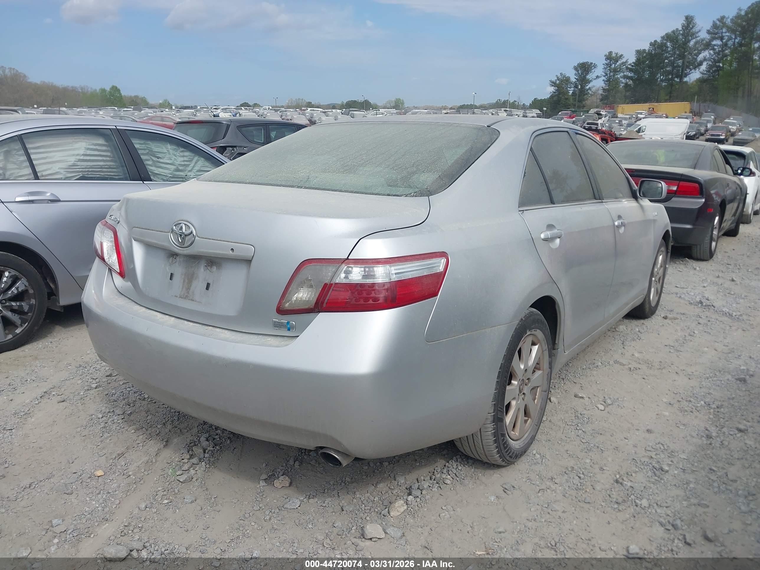 TOYOTA CAMRY image 4