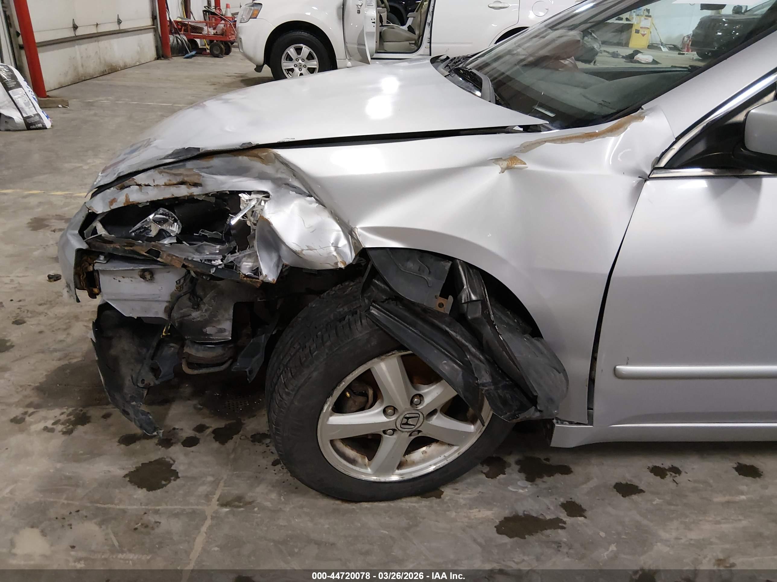 HONDA ACCORD image 6