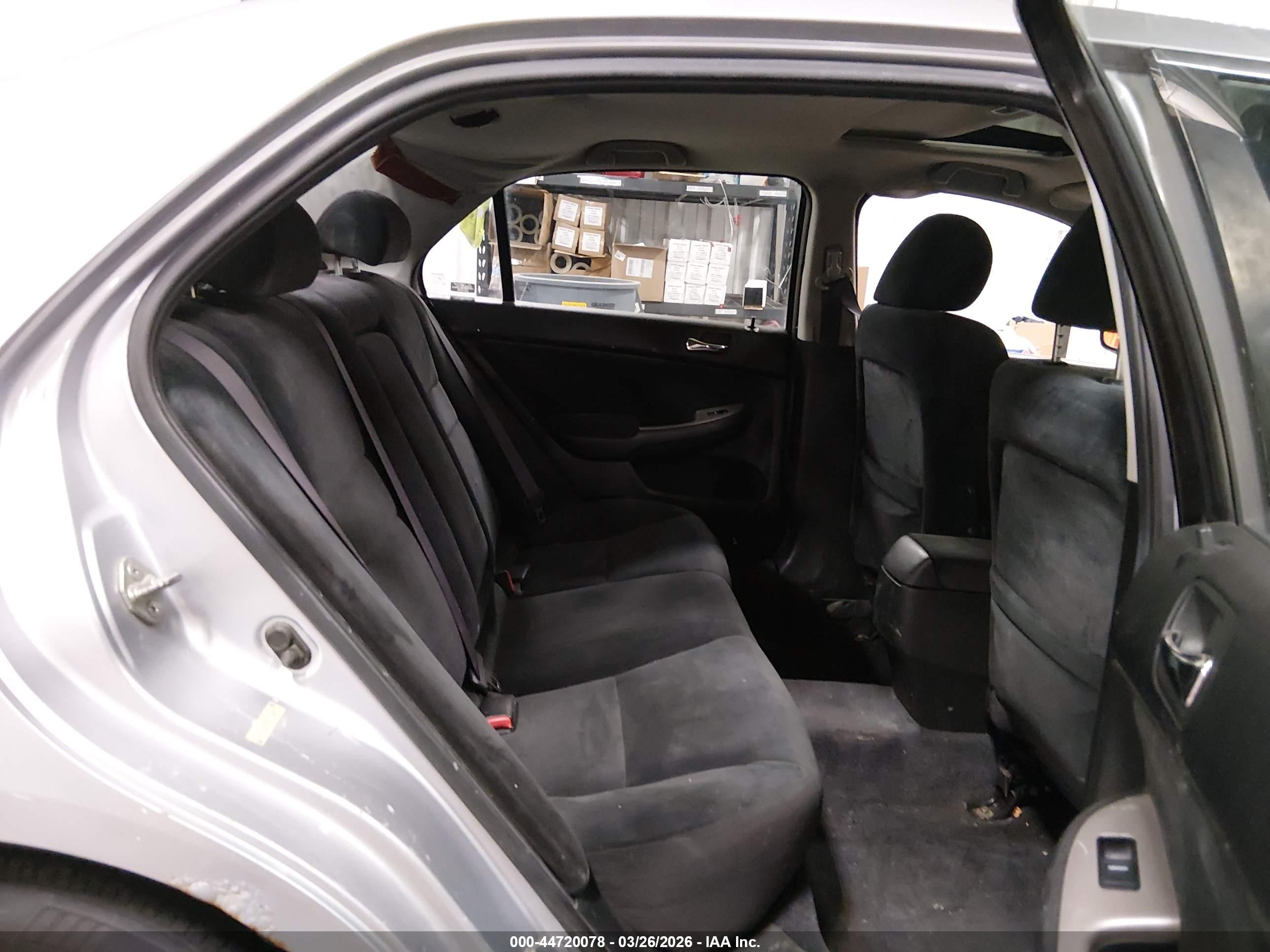 HONDA ACCORD image 8