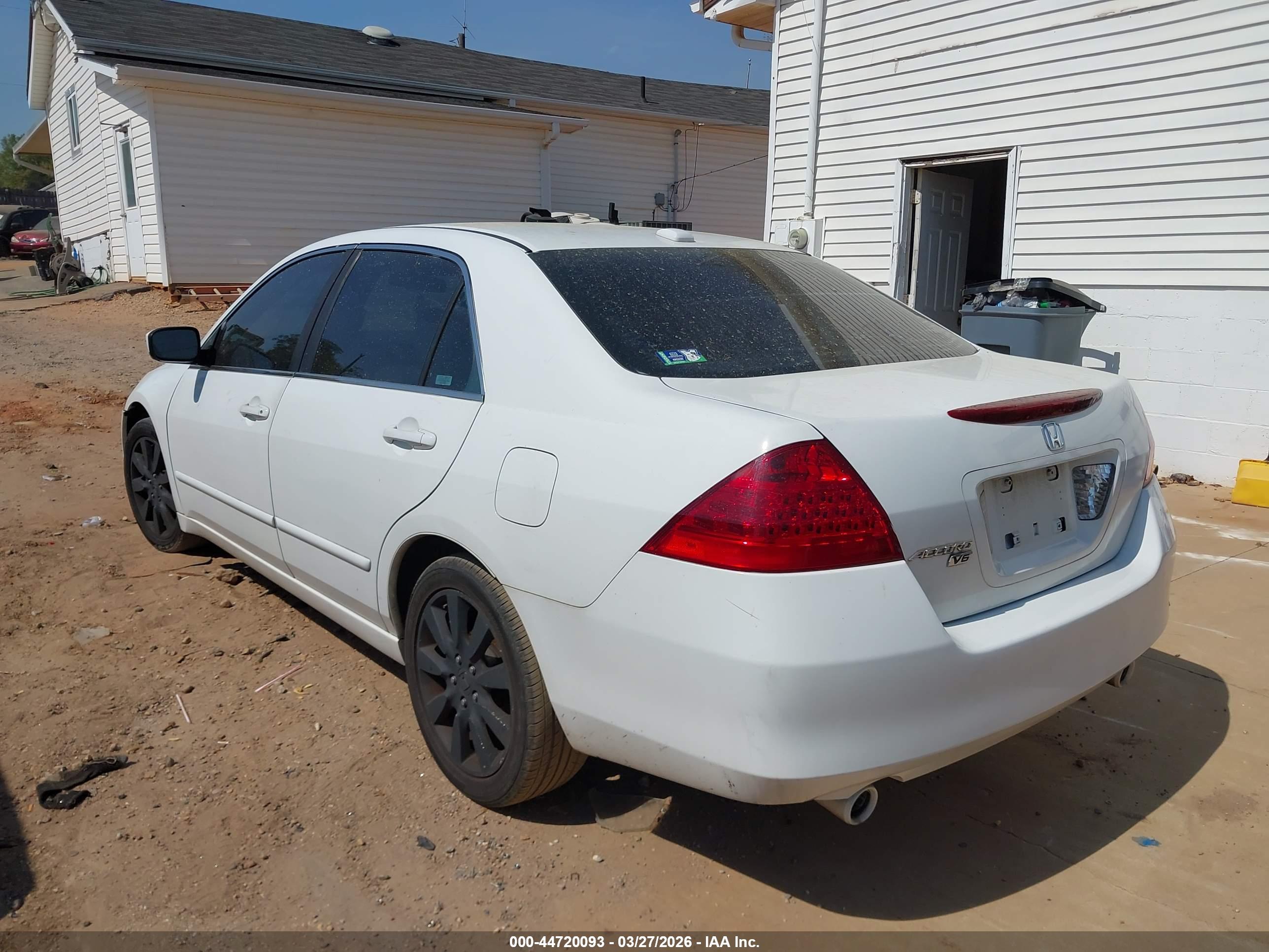 HONDA ACCORD image 3
