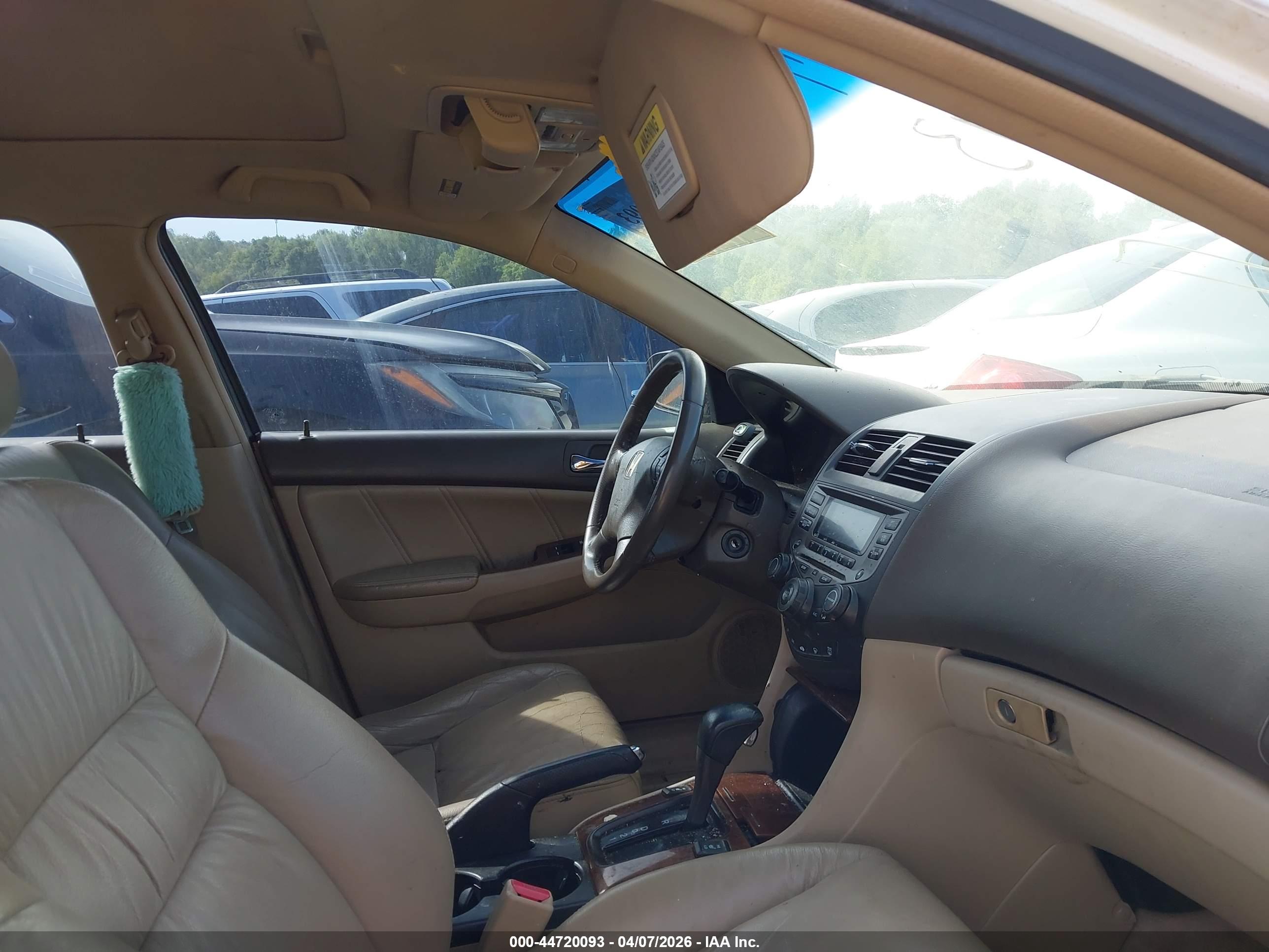 HONDA ACCORD image 5