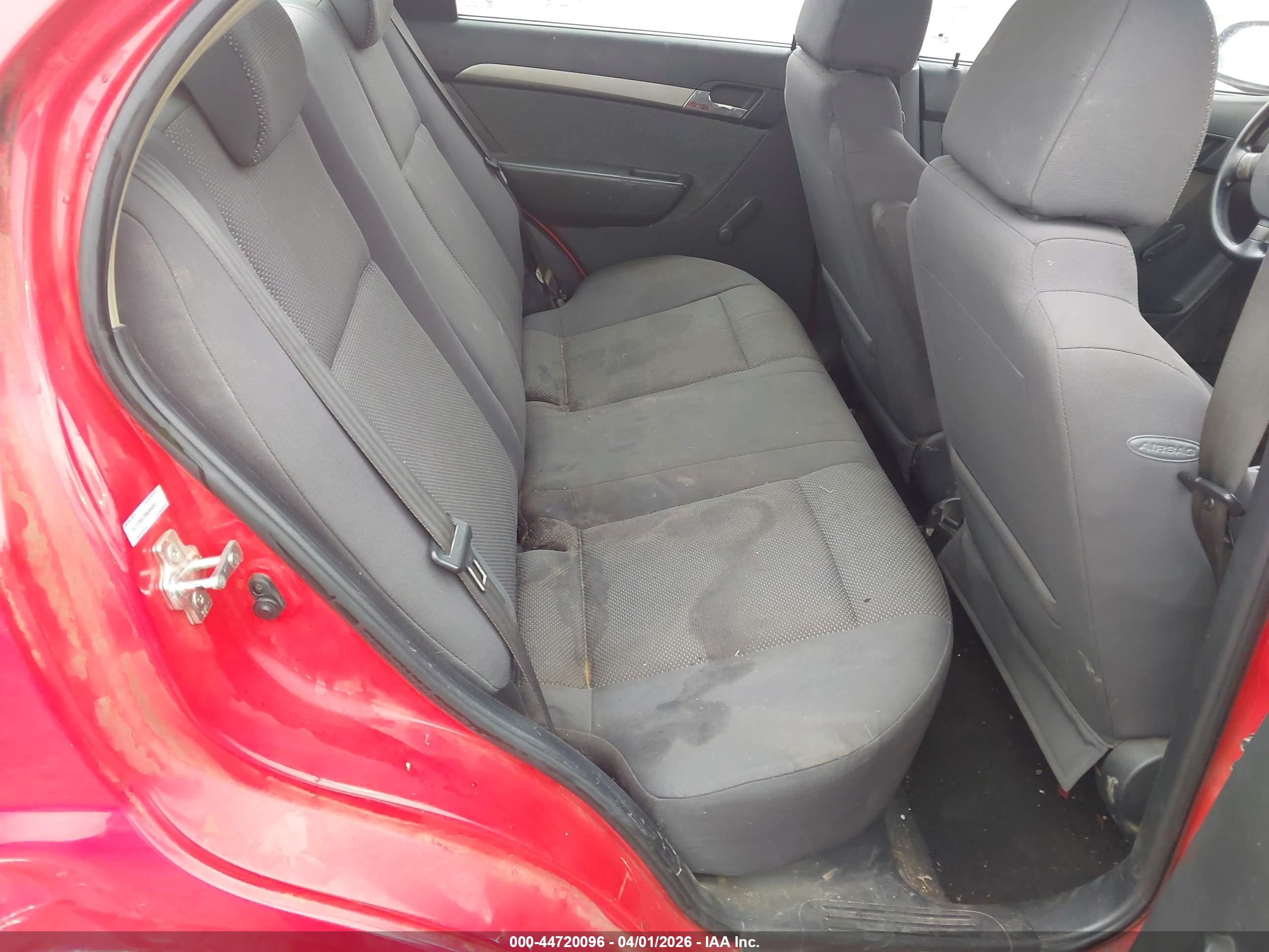 CHEVROLET AVEO image 8