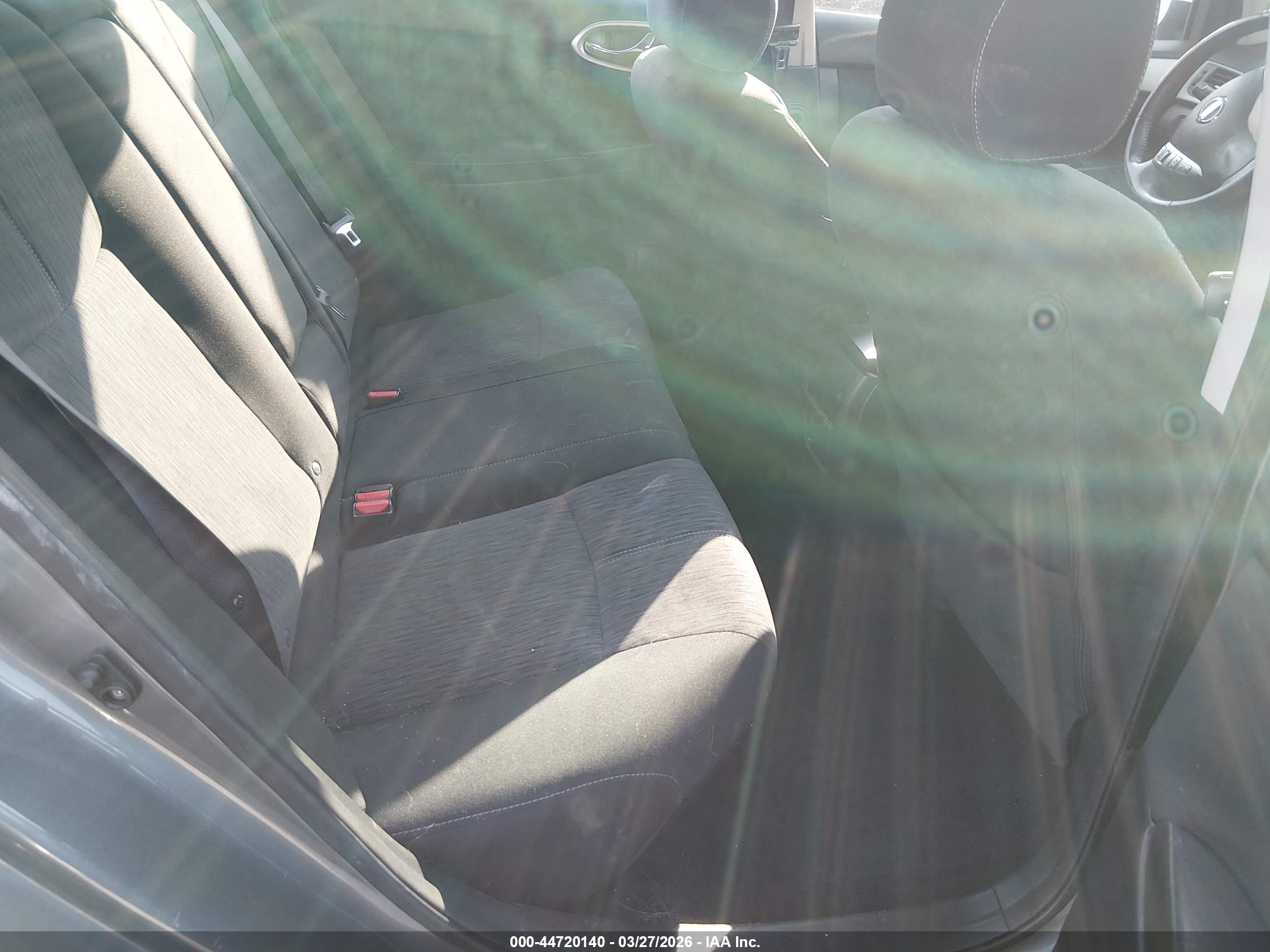 NISSAN SENTRA image 8