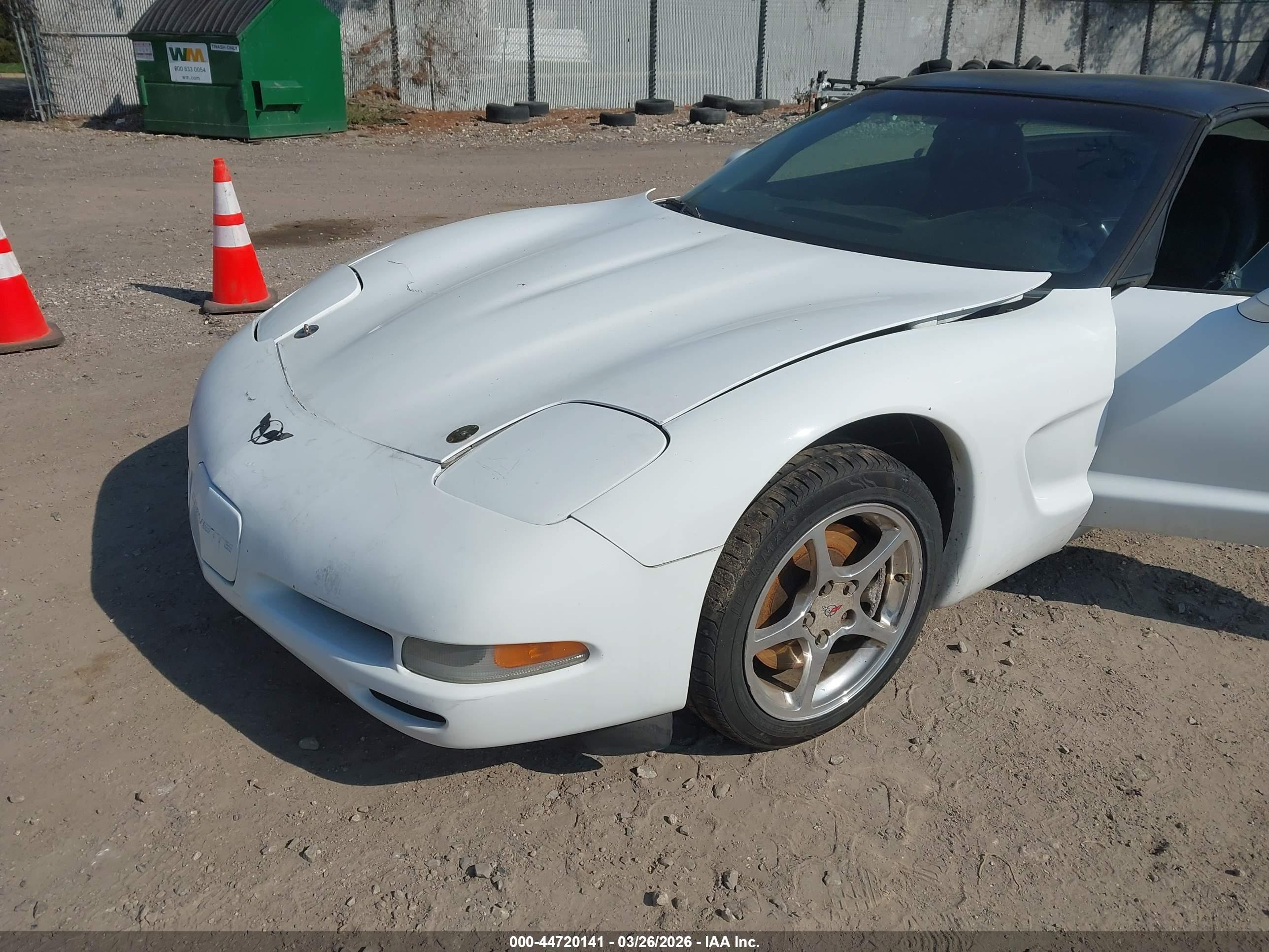CHEVROLET CORVETTE image 6