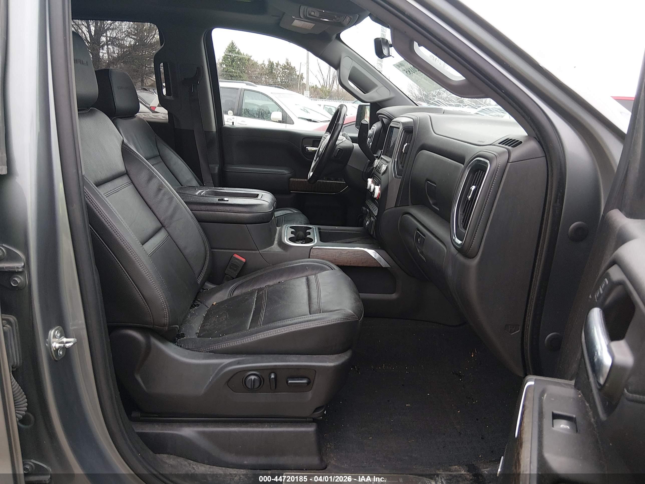 GMC SIERRA image 5