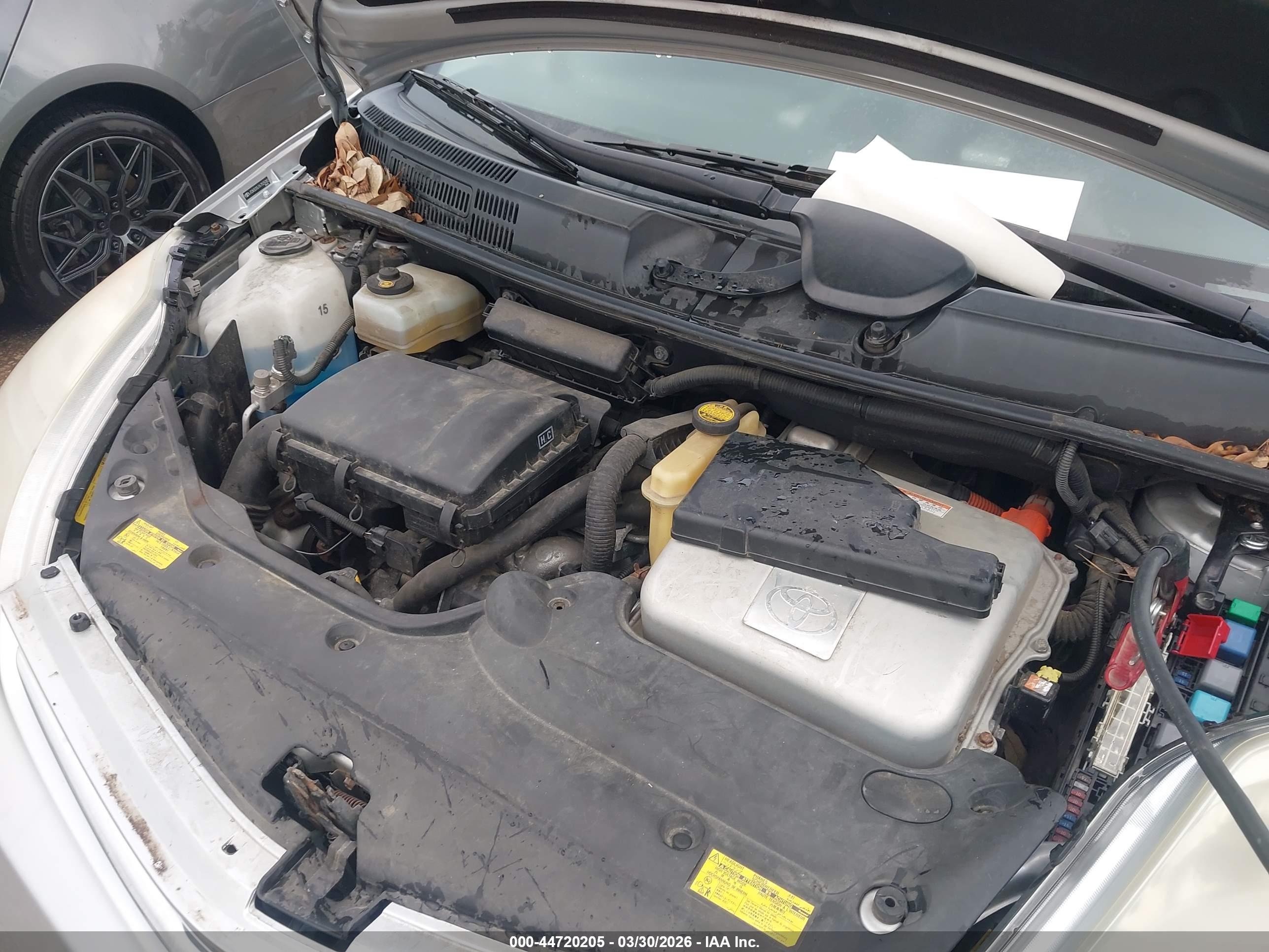 TOYOTA PRIUS image 10