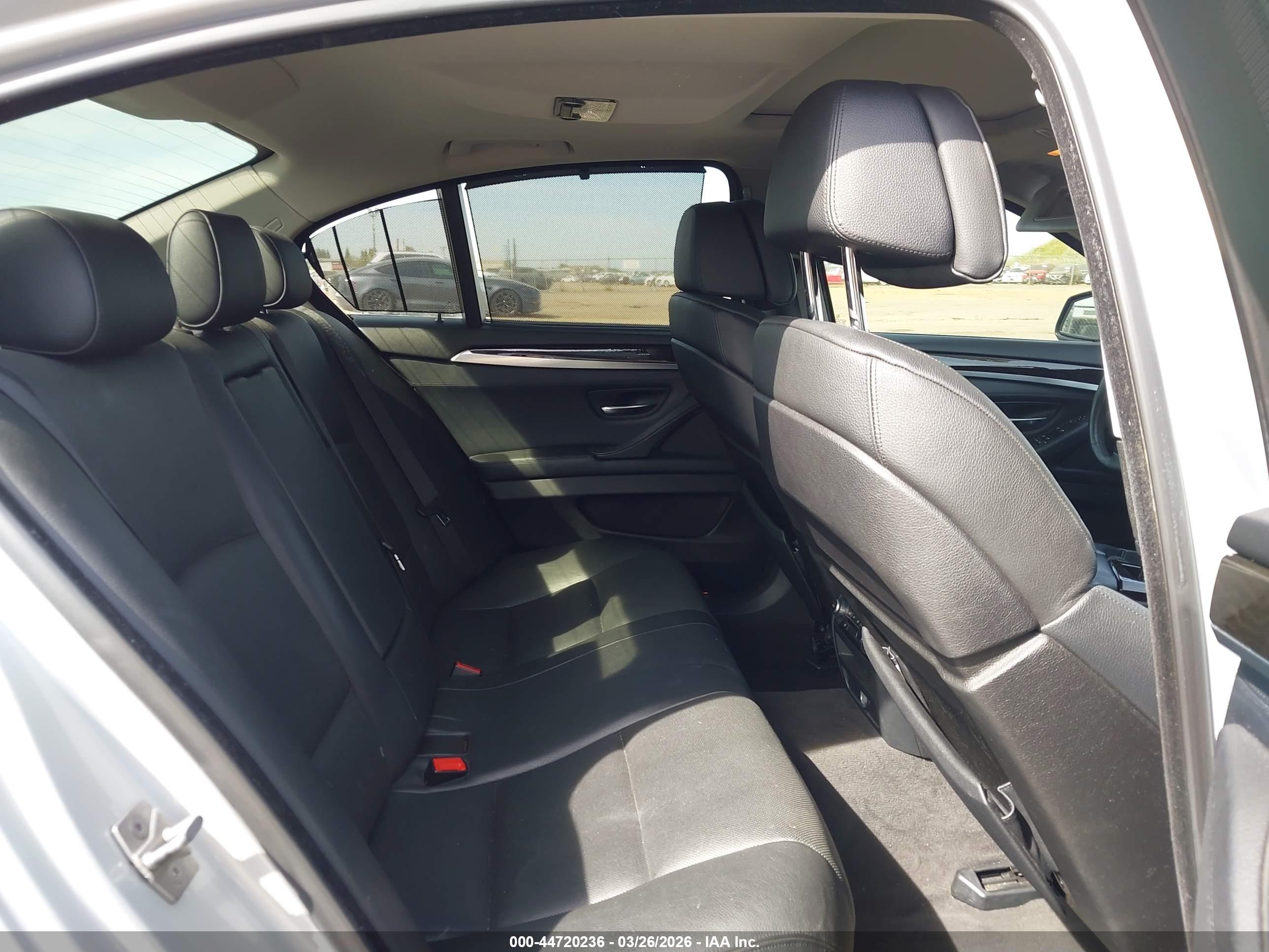 BMW 535I image 8