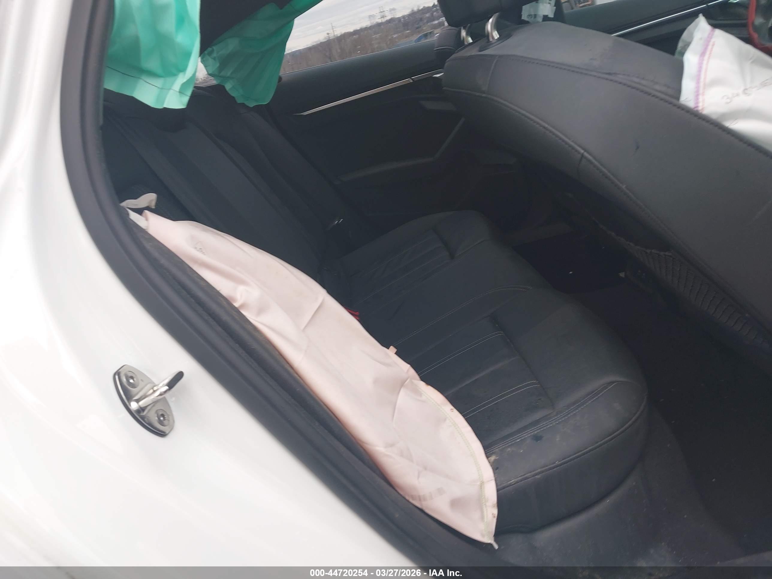 AUDI A3 image 8
