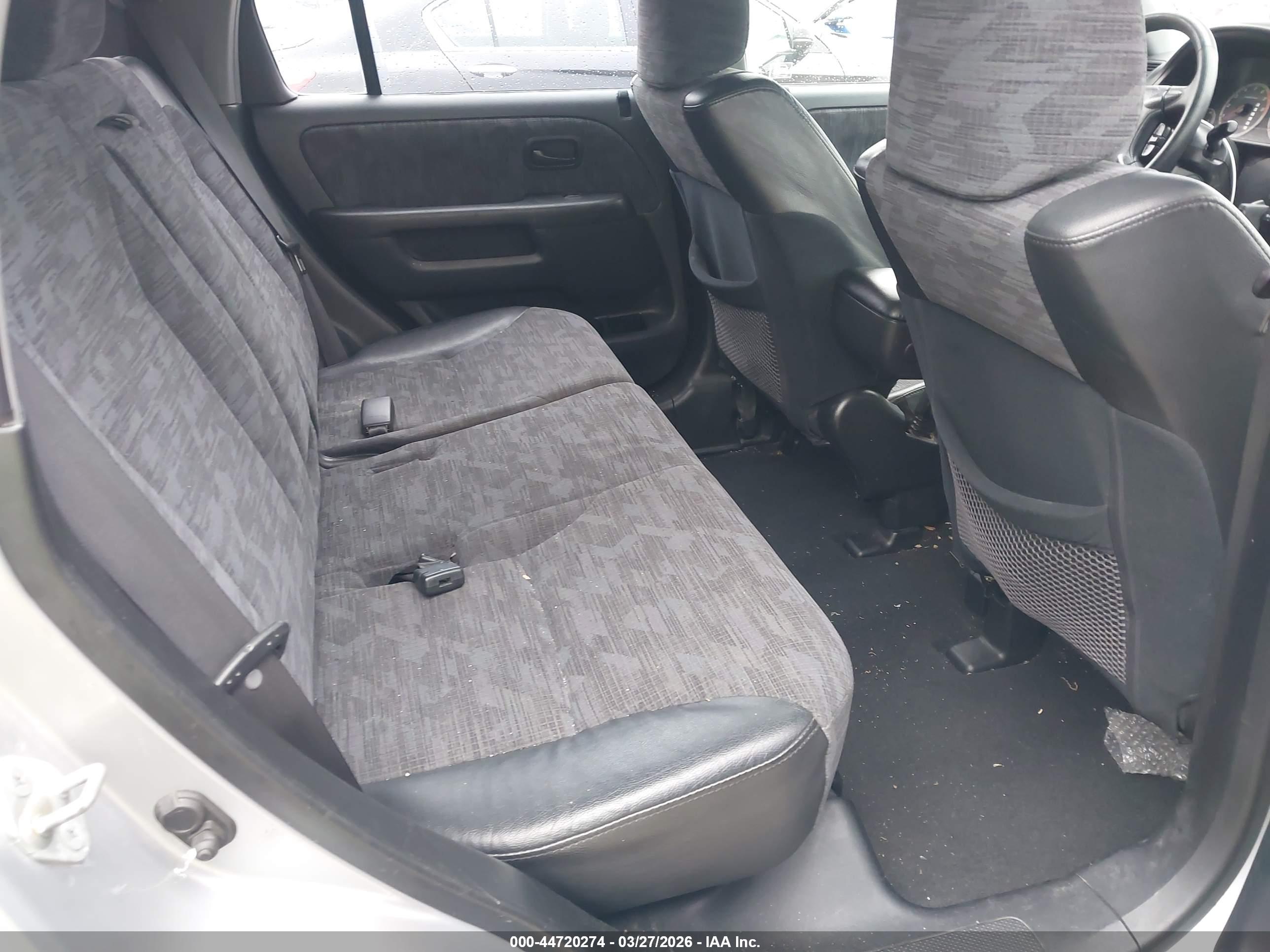 HONDA CR-V image 8