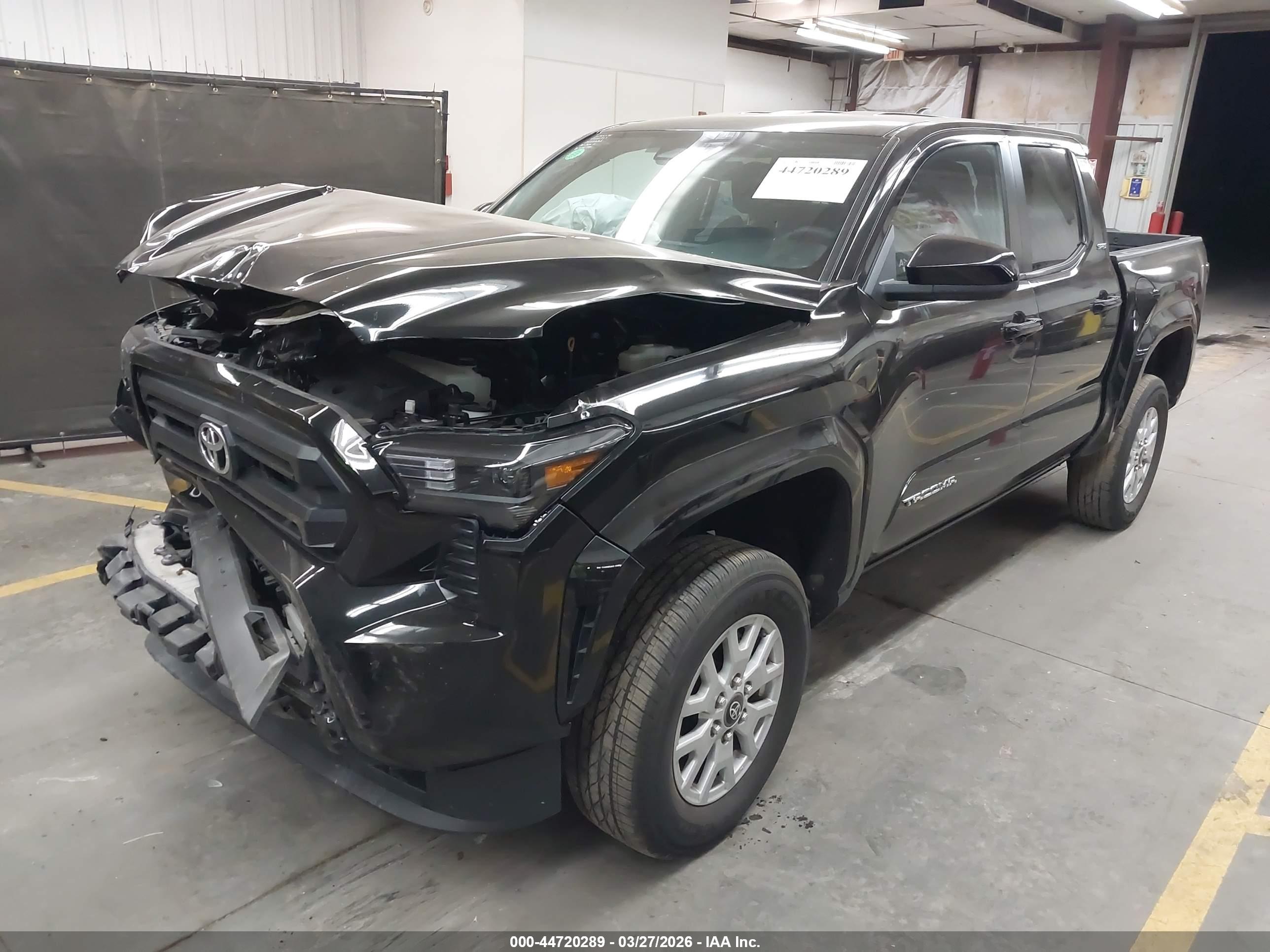 TOYOTA TACOMA image 2