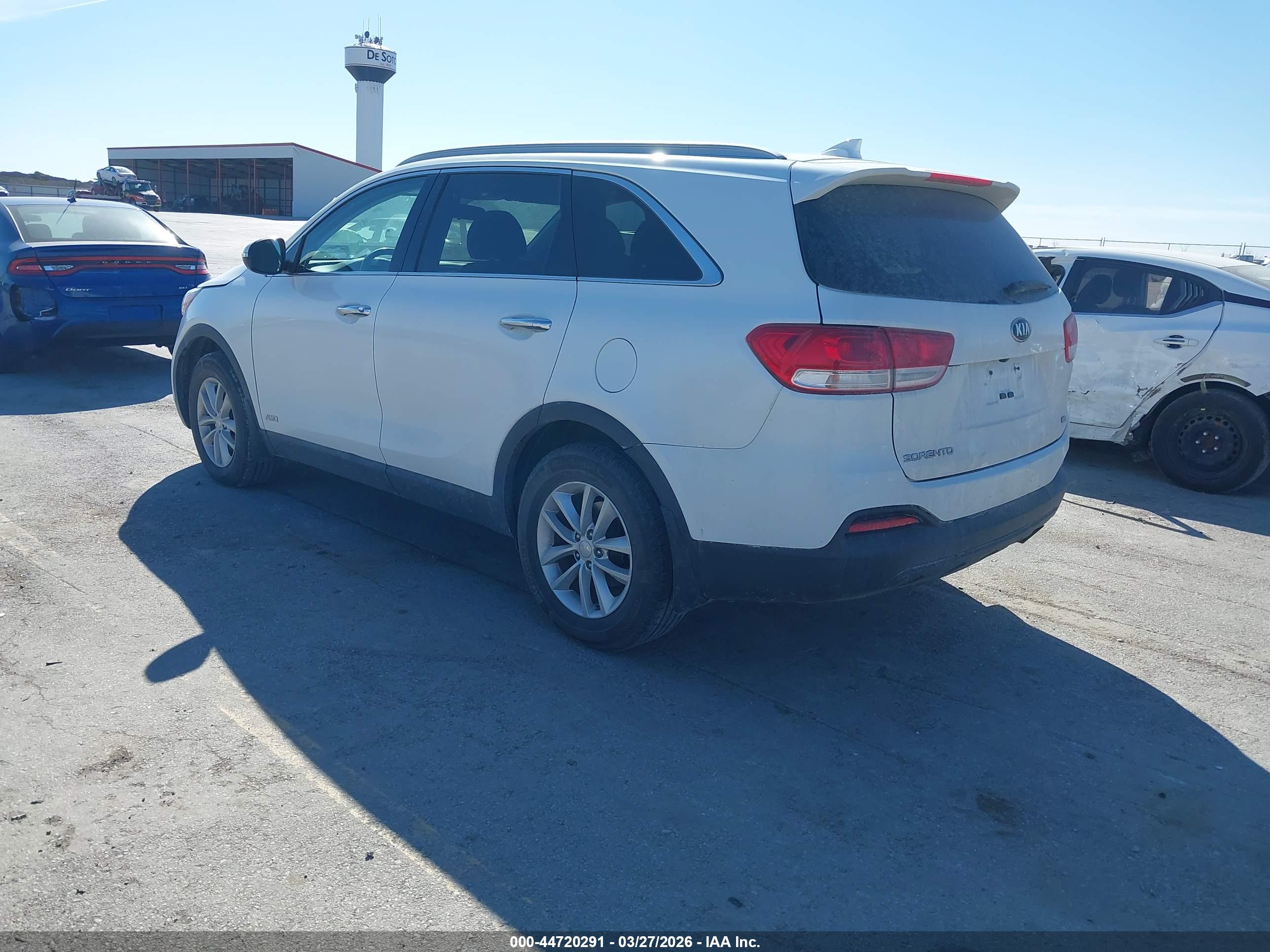 KIA SORENTO image 3