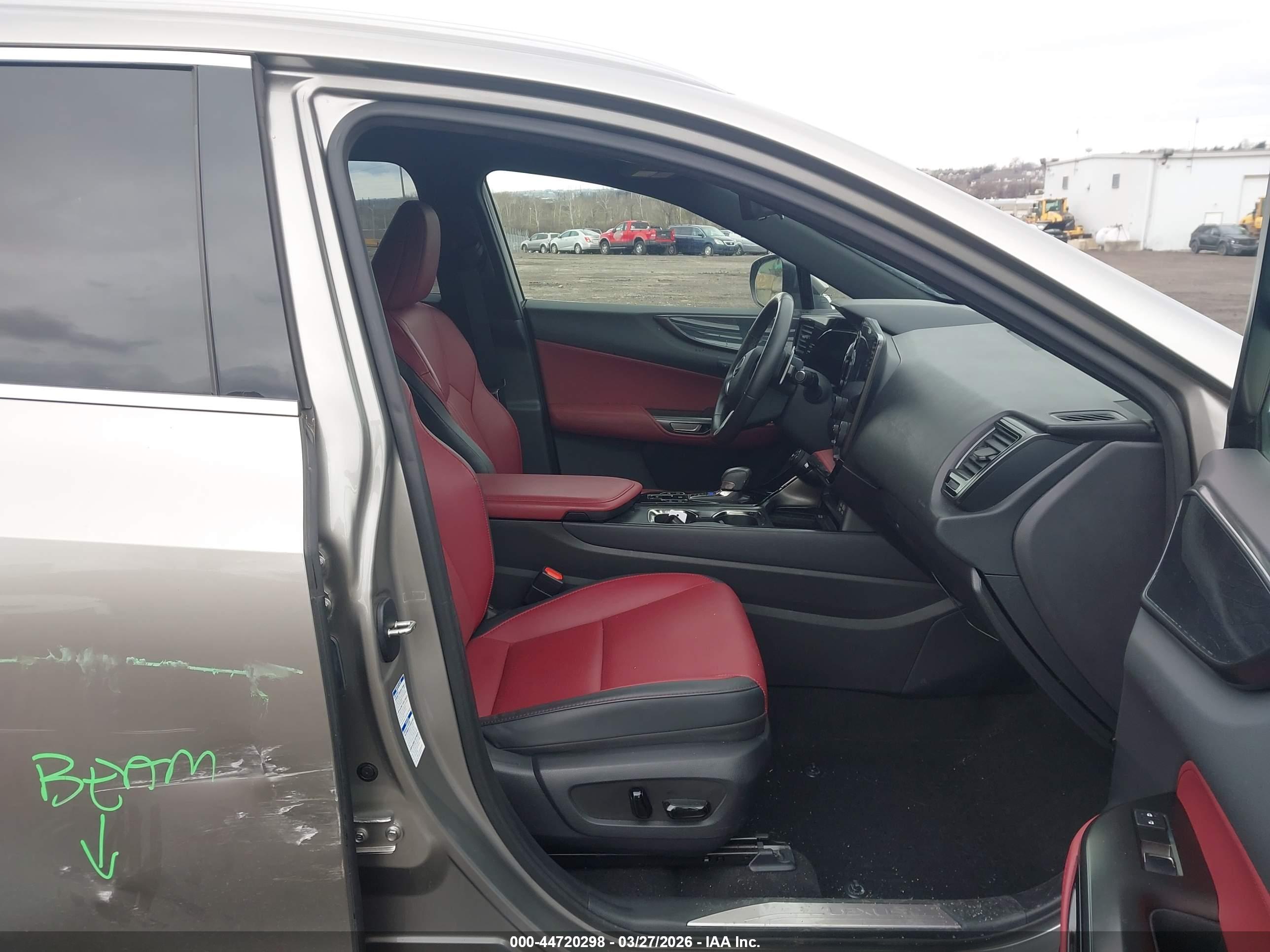 LEXUS NX image 5