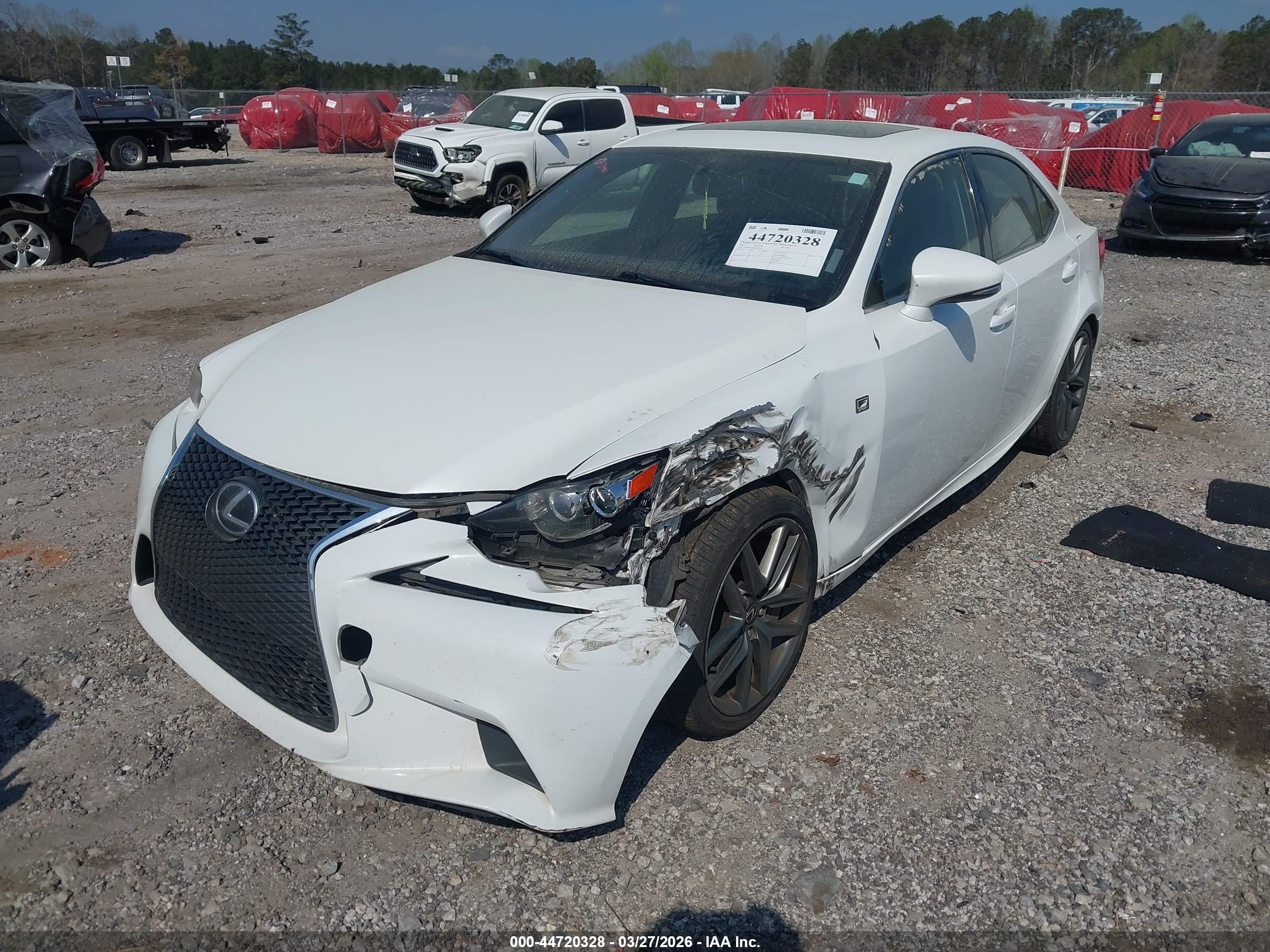 LEXUS IS image 2
