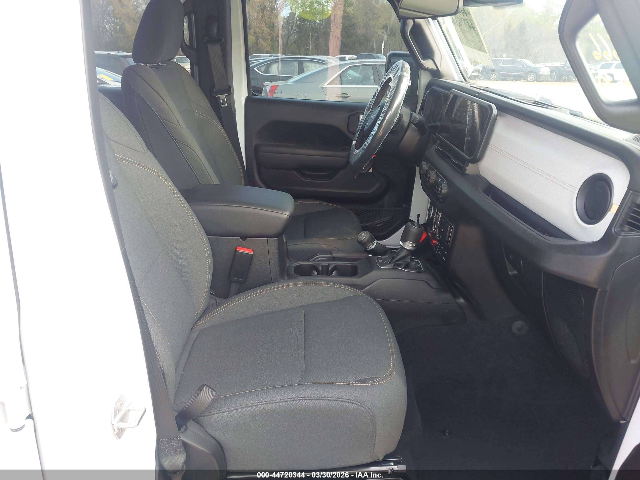 JEEP WRANGLER image 5