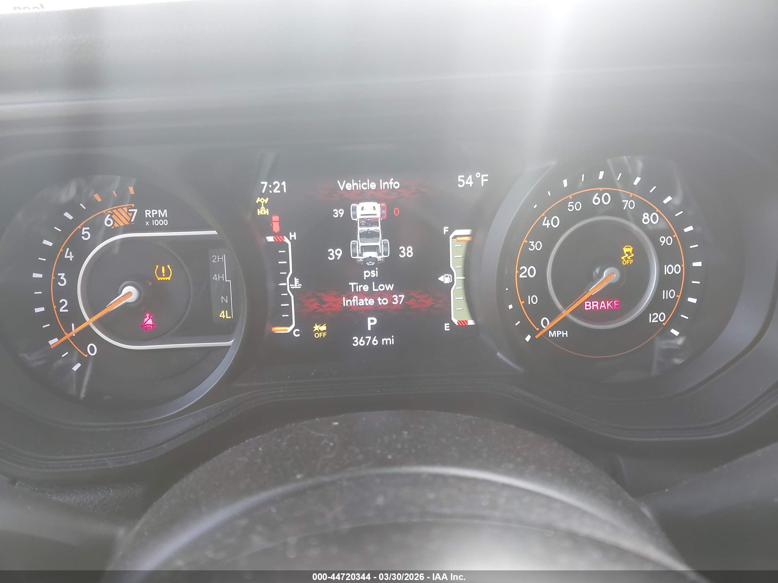 JEEP WRANGLER image 7