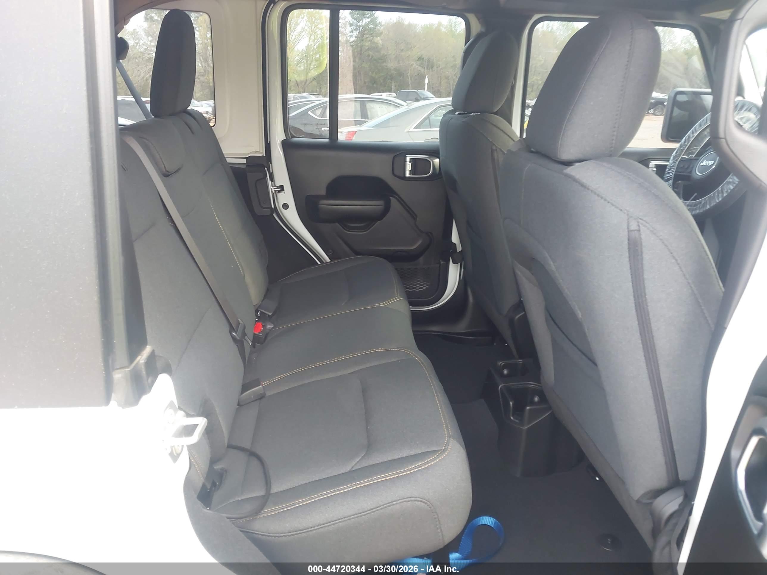 JEEP WRANGLER image 8
