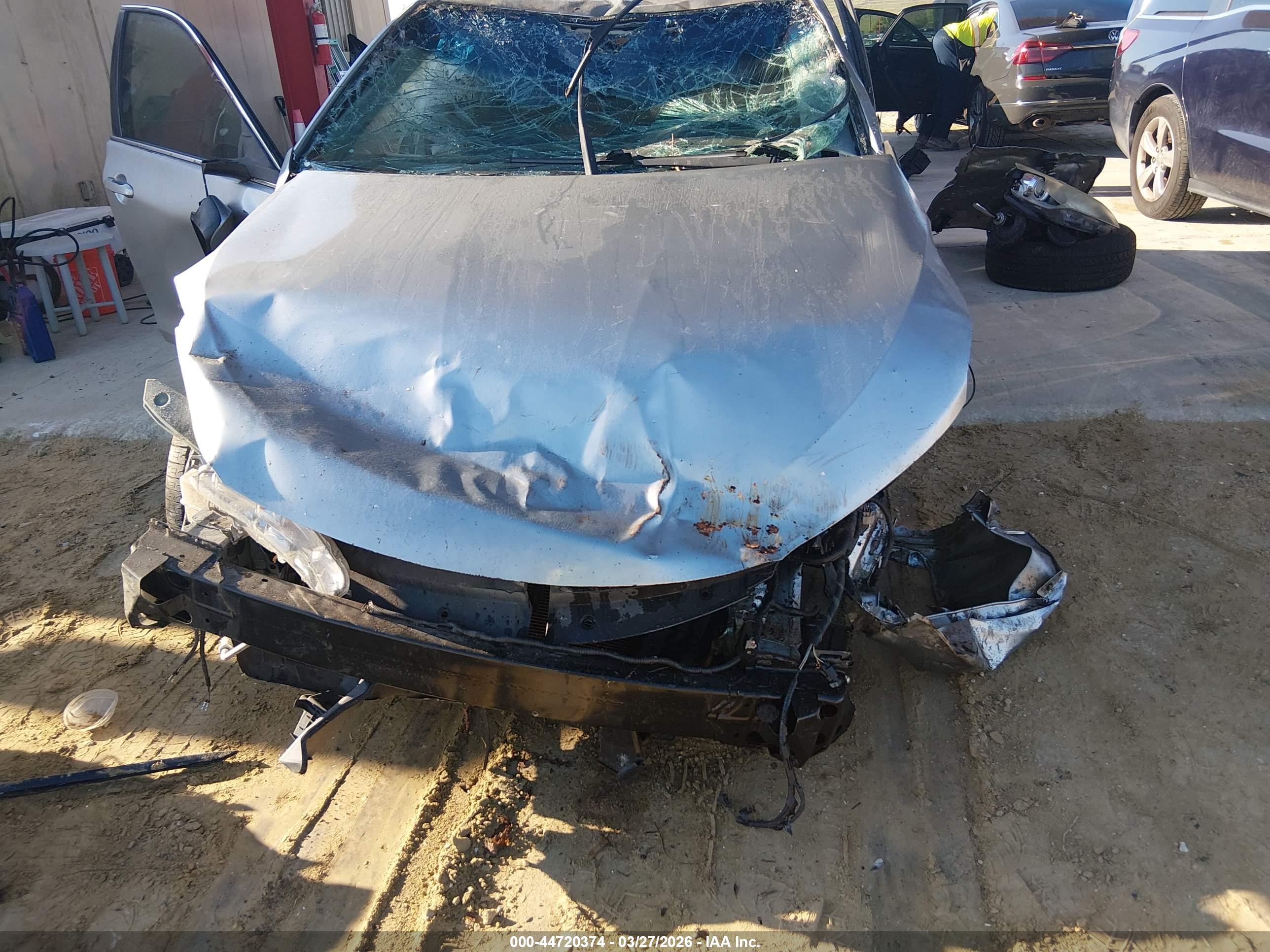 TOYOTA CAMRY image 6