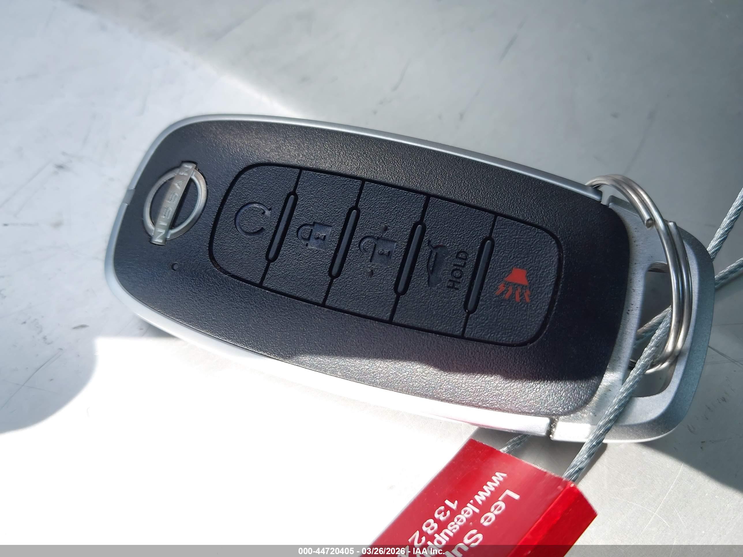 NISSAN ROGUE image 11