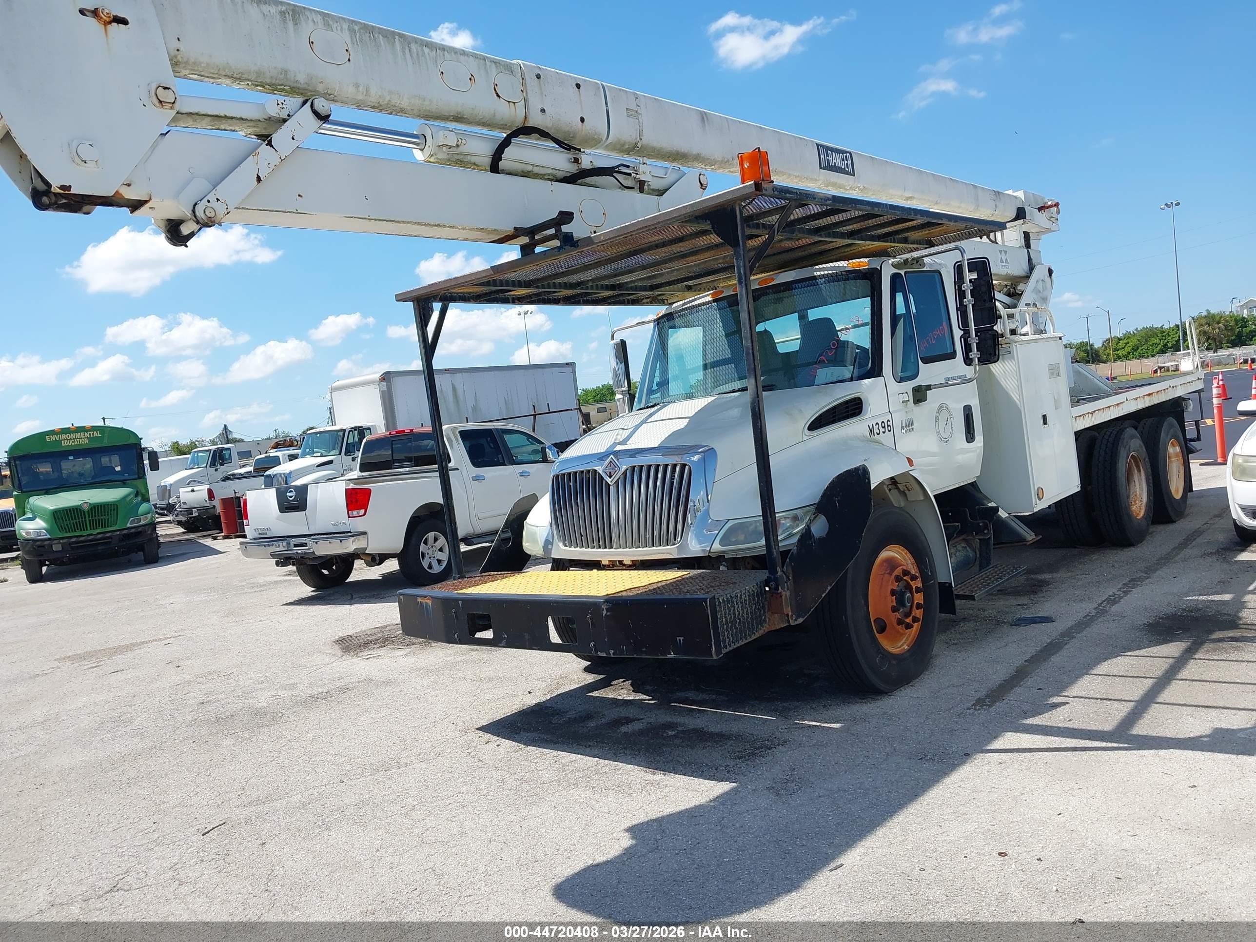 INTERNATIONAL 4000 image 2