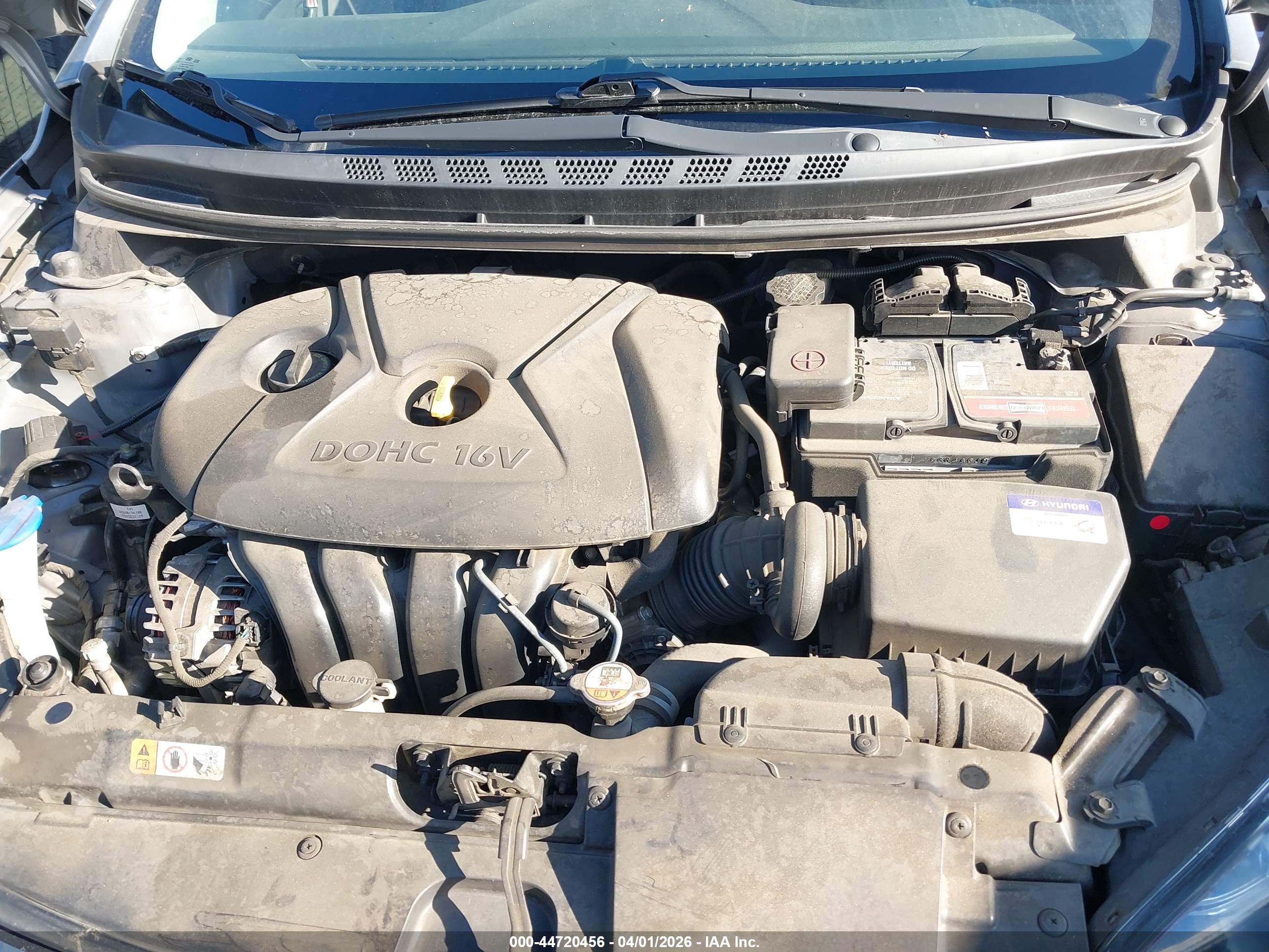 HYUNDAI ELANTRA image 10