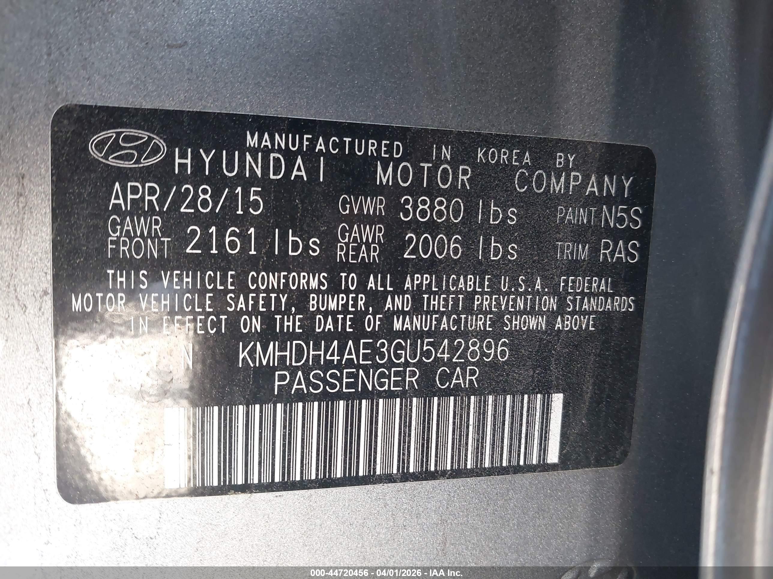 HYUNDAI ELANTRA image 9