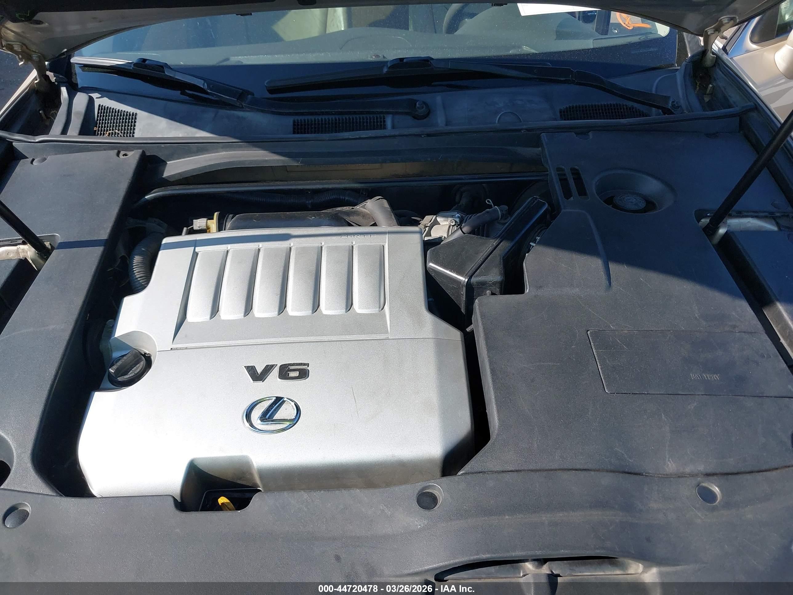 LEXUS ES image 10