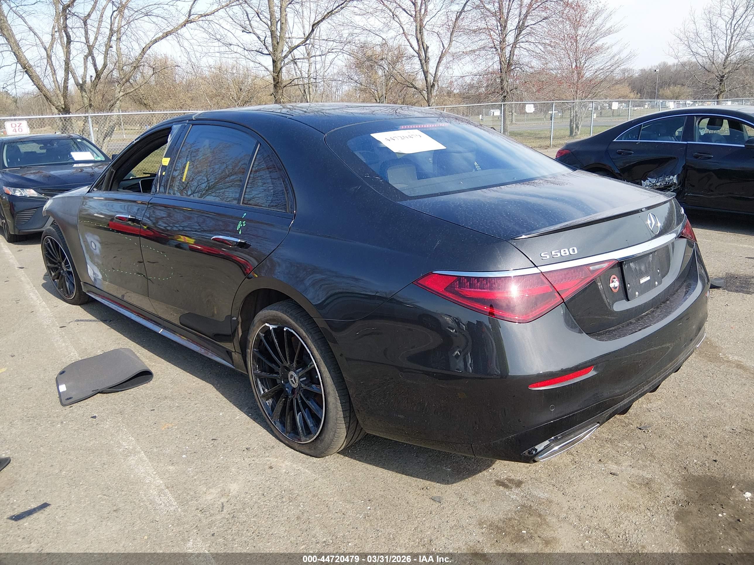 MERCEDES-BENZ S image 3